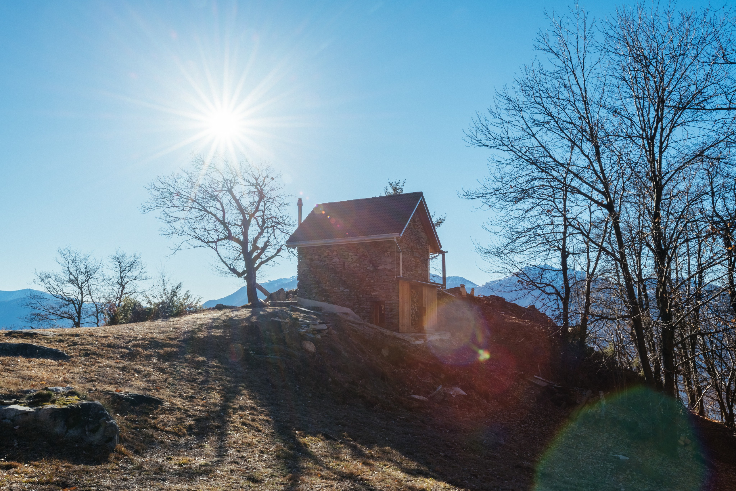 Rustico, VAL RESA, TICINO. Hallo! Ich bin Elena und arbeite als Immobilienfotografin