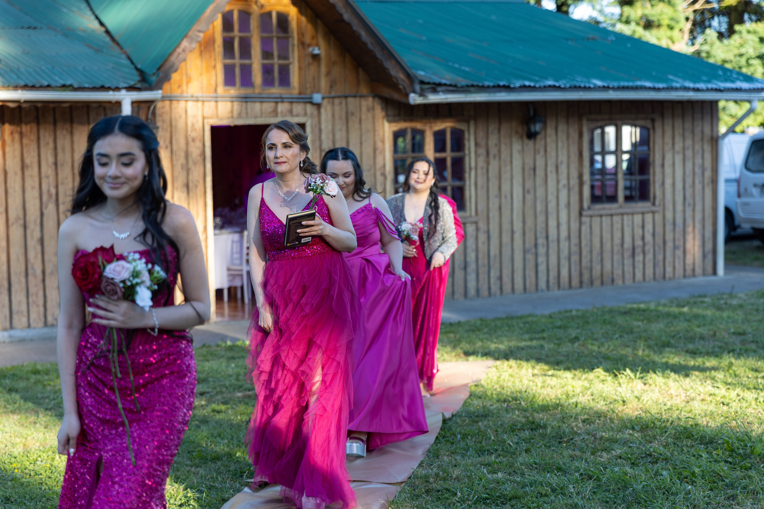 Elizabeth & Luis. Dinka & Emilio - El arte de preservar lo que no se repite