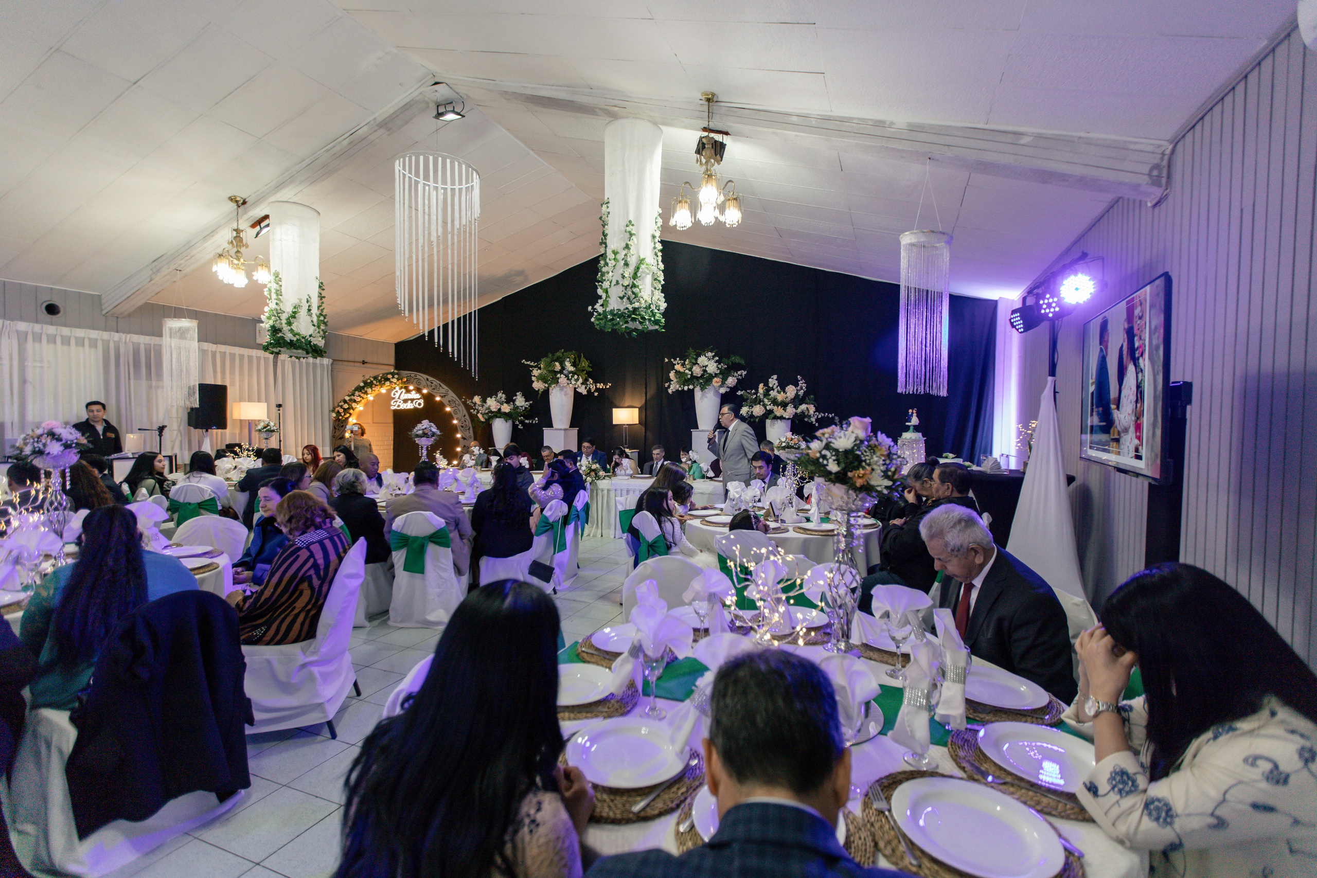 Johana y Edgar. Dinka & Emilio - El arte de preservar lo que no se repite