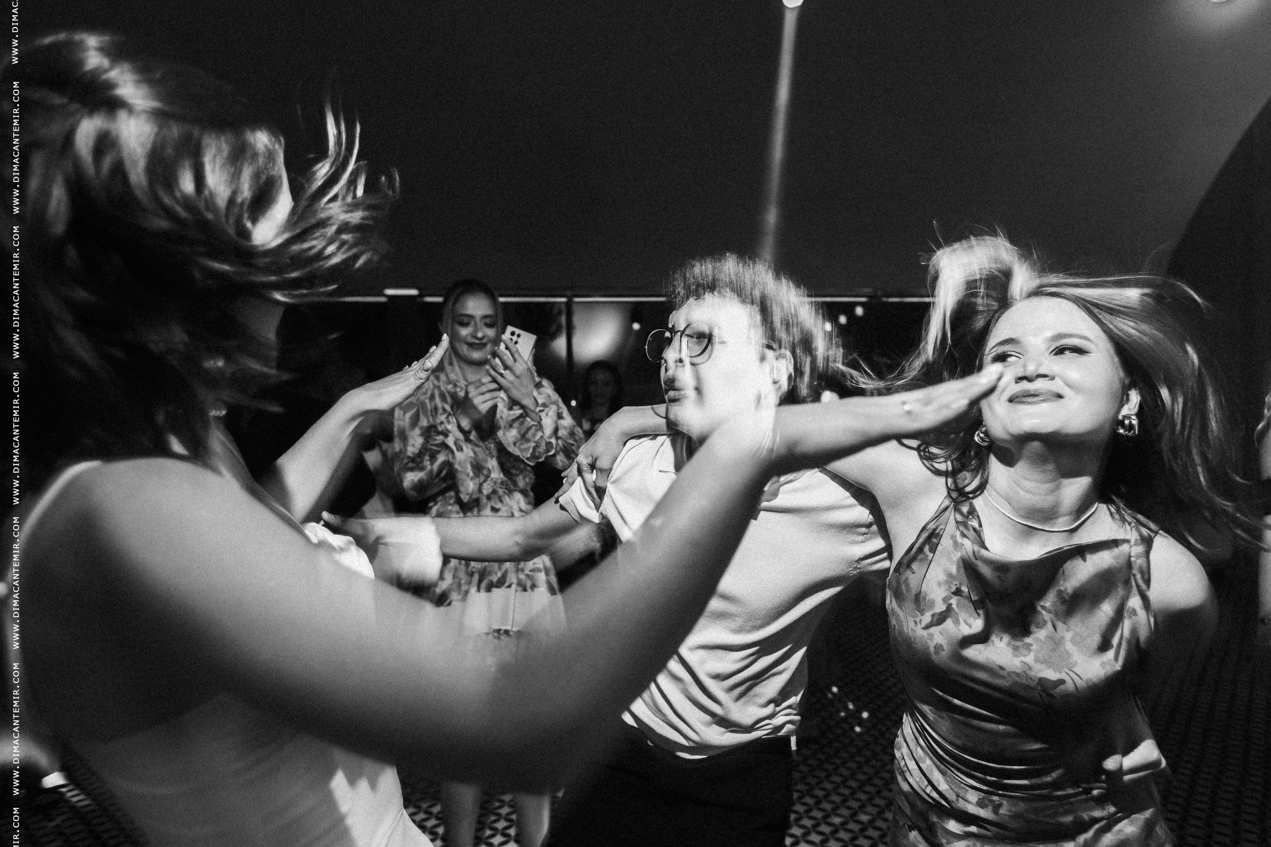 SANDU + DANIELA. Fotograf de nuntă în Chisinau, Moldova. Poze și Video Comerciale