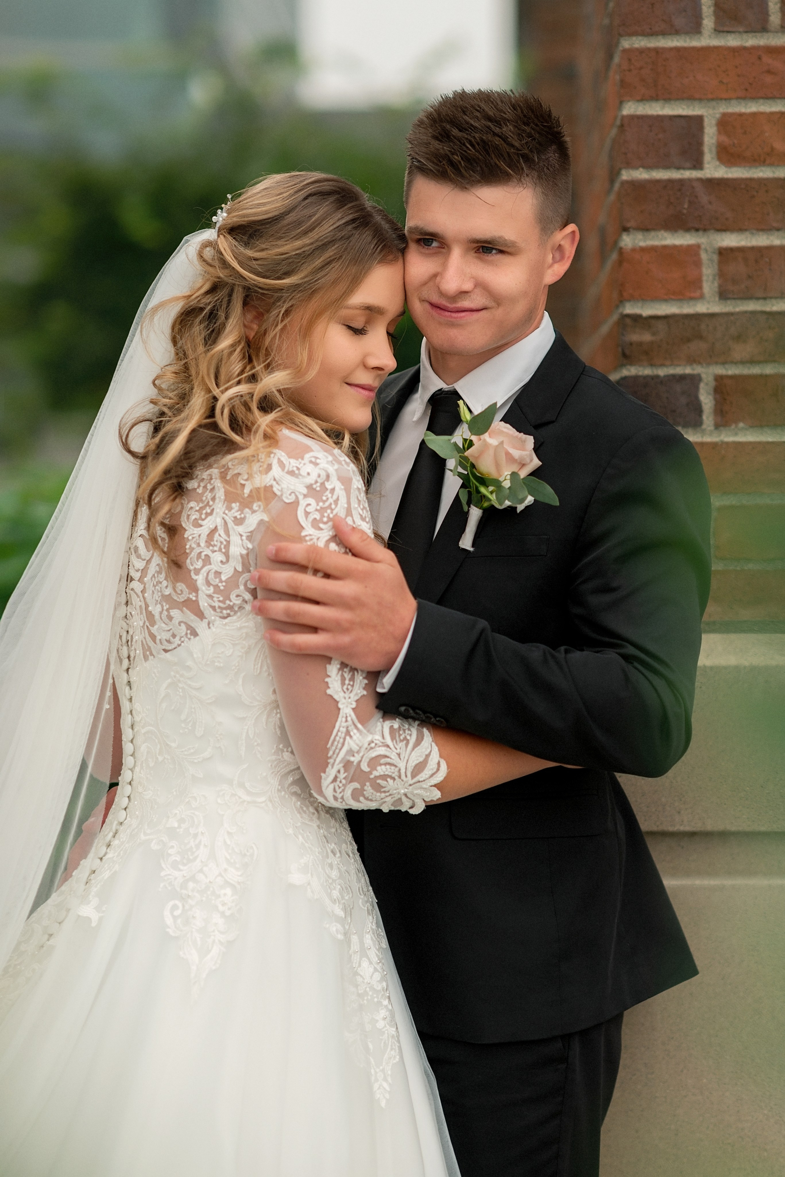 Weddings. Wedding & family photography in Seattle area. Helen Michelle photographer