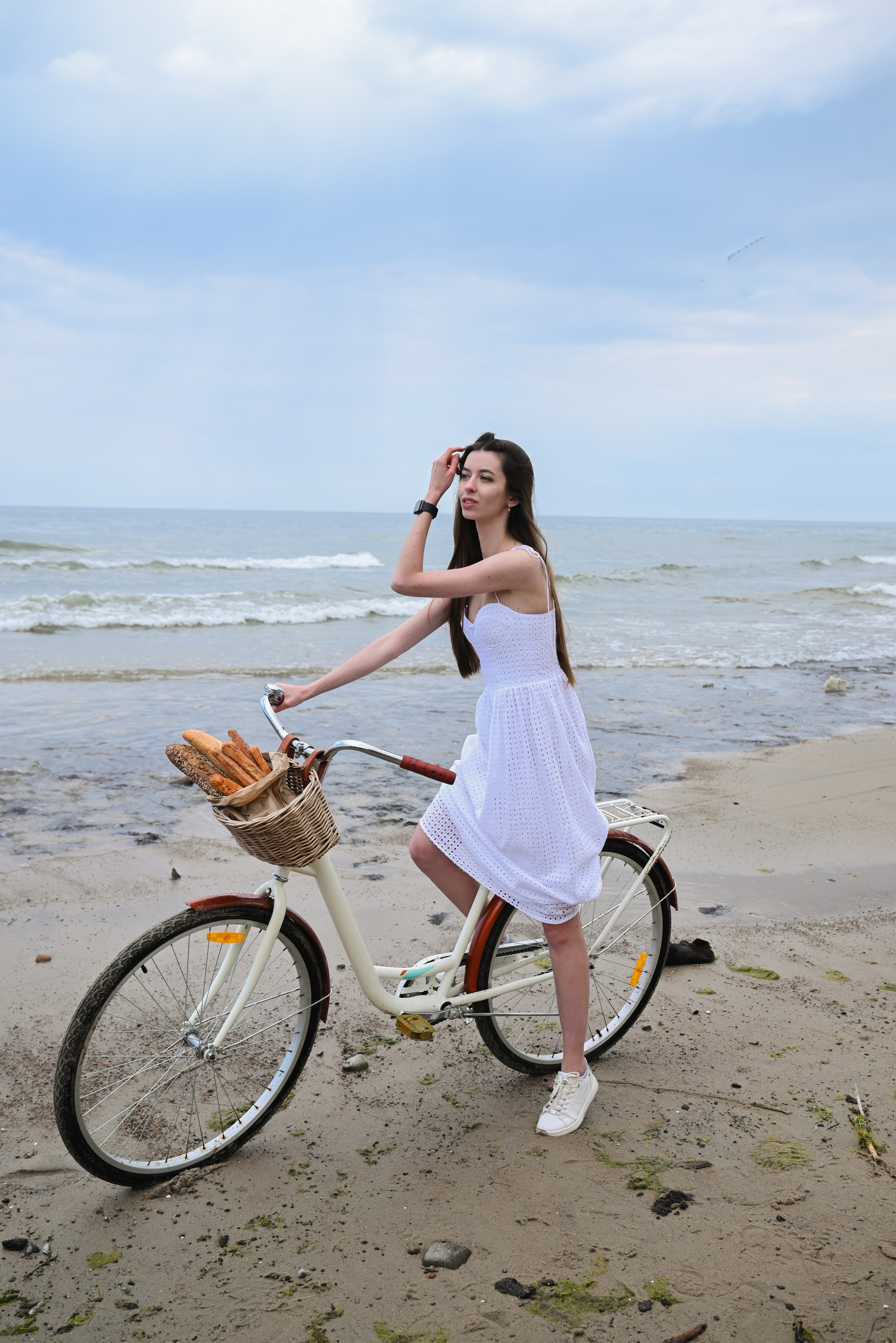 Love photography story on the riva of the see