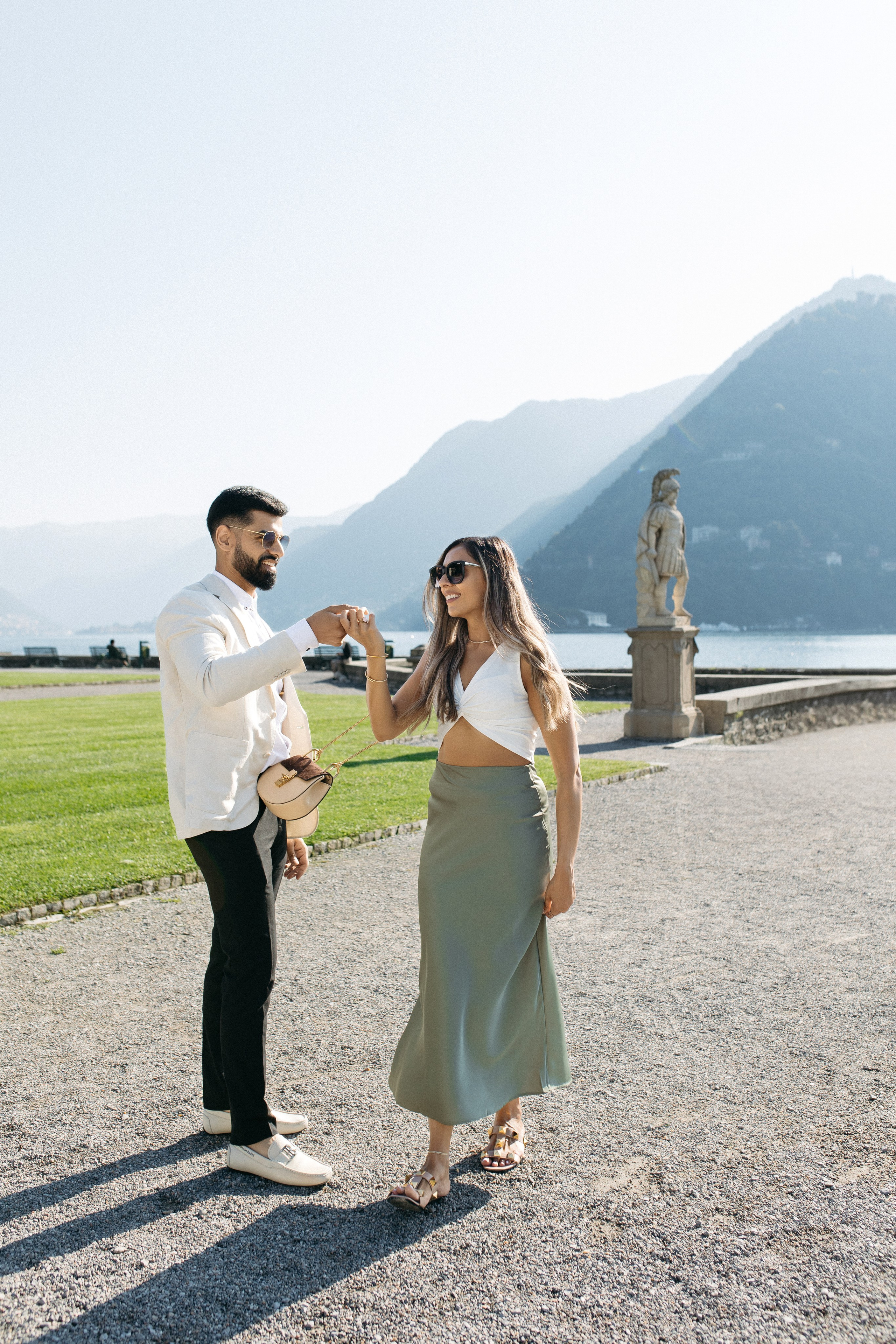 She said yes 💍. Wedding photographer in Italy