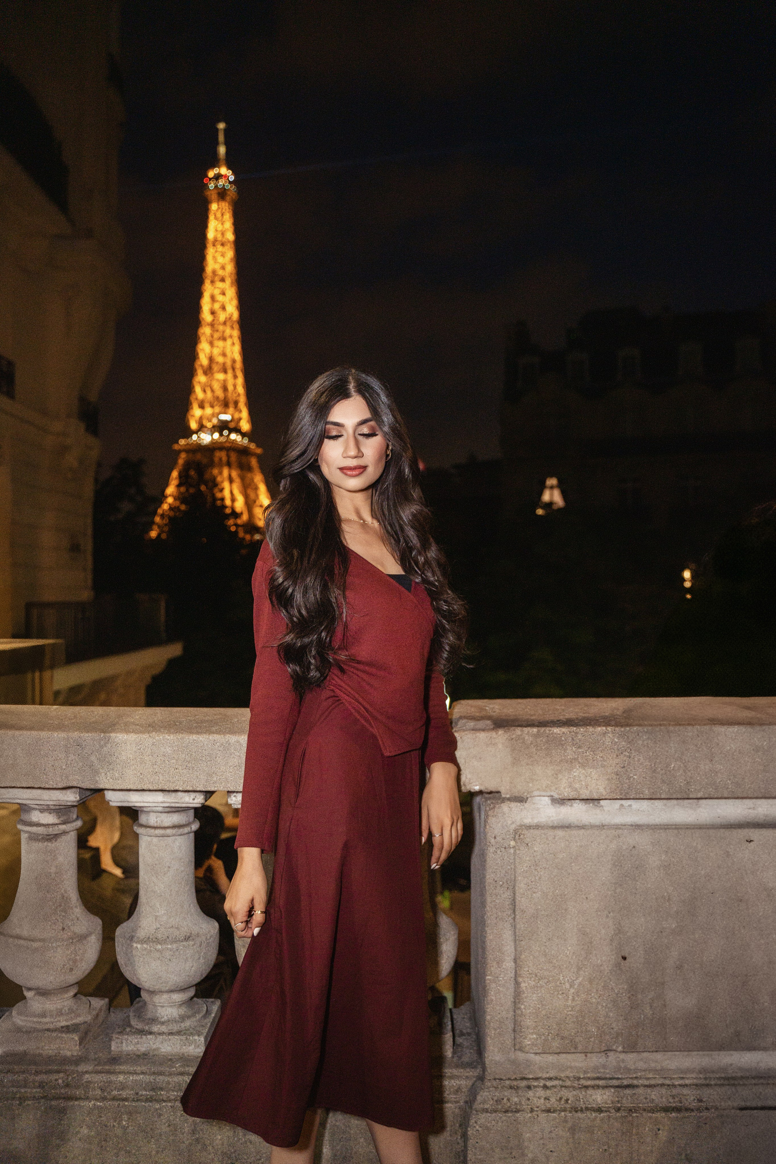 Naila (4 hours). Photographer in Paris|Solo and groups, portraits & content, couples photo-shoot in Paris at the best locations