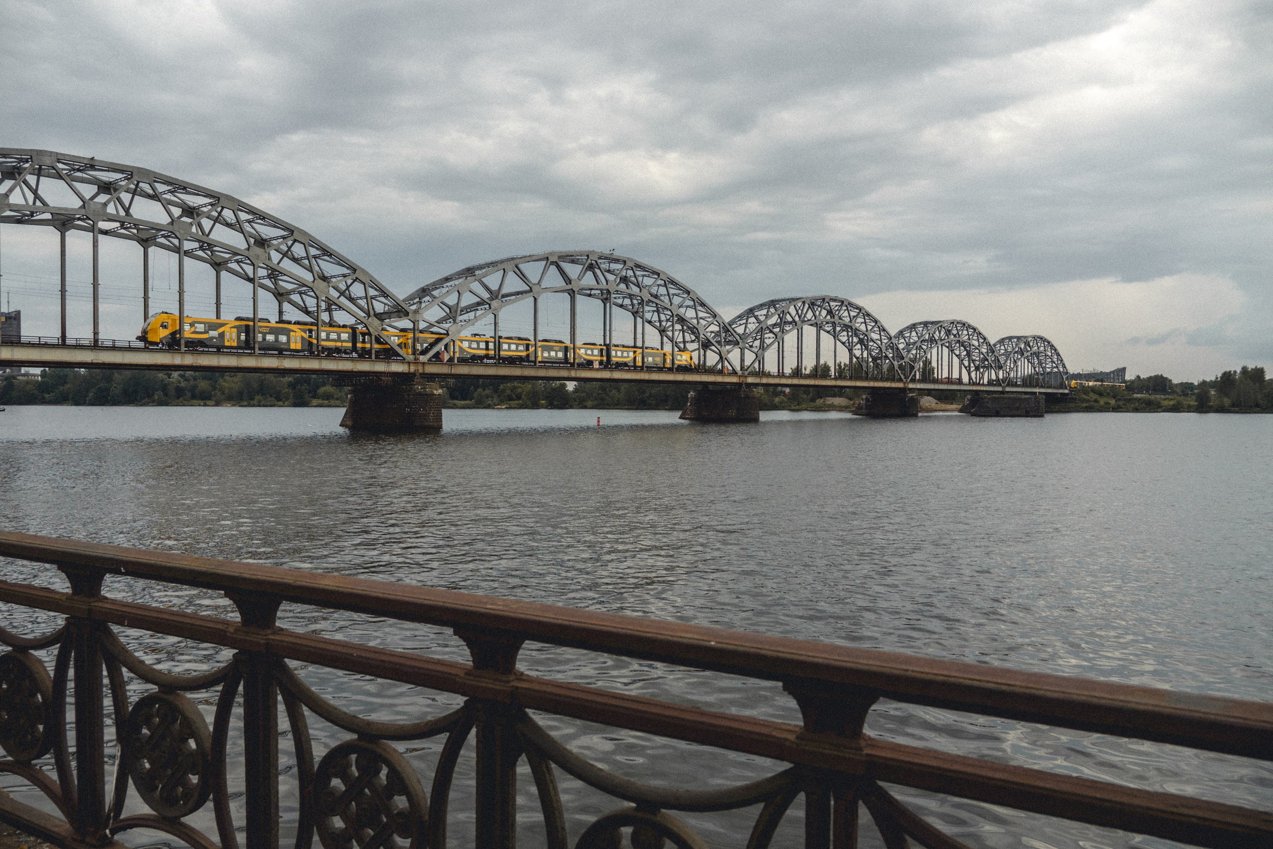 Voyage à Riga. Photographe sur Cote d’Azur. Portraits de familles, couples, enfants, événements