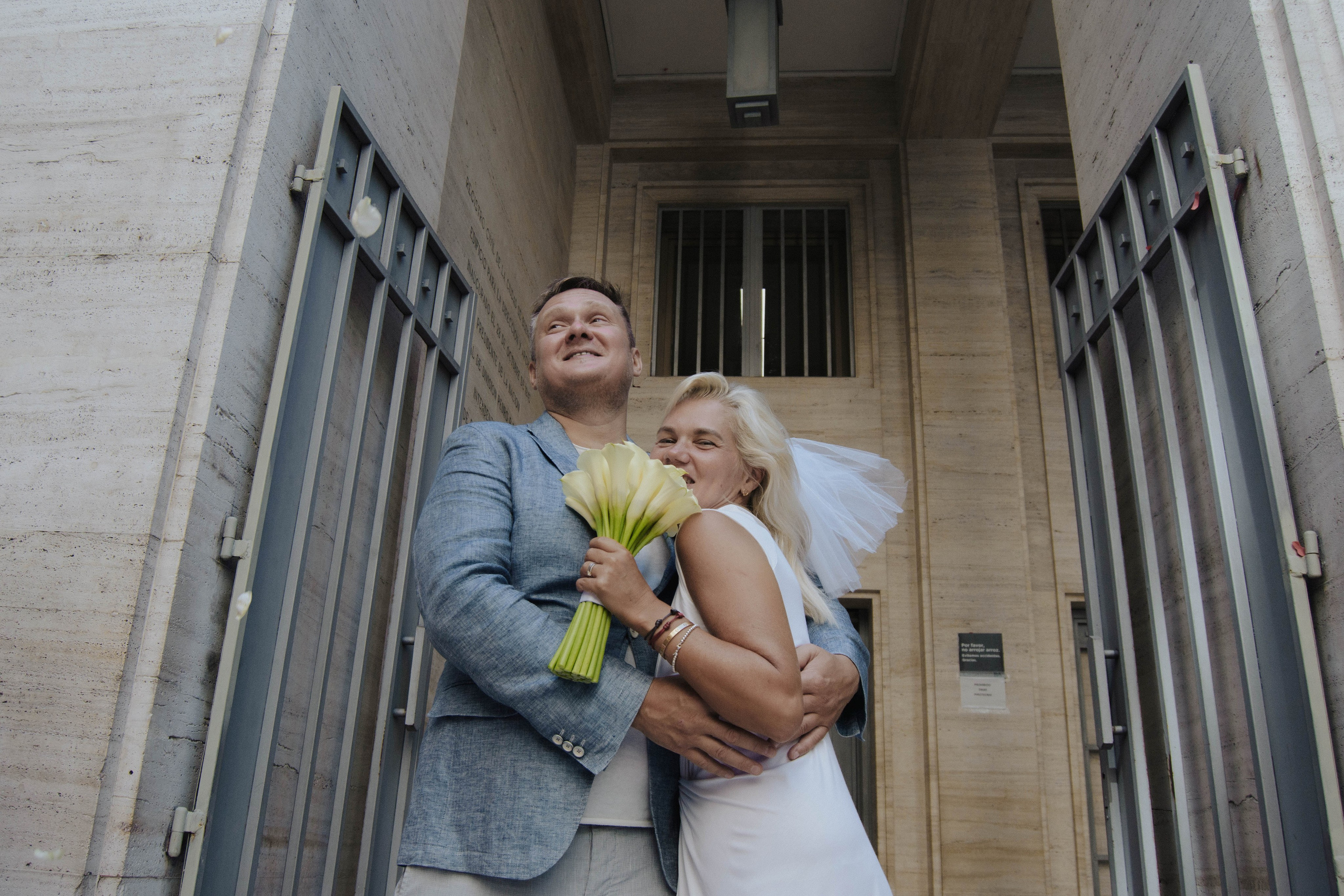 Wedding. Reportage shoots in Buenos Aires. Photographer @elmirkami in the city of Buenos Aires