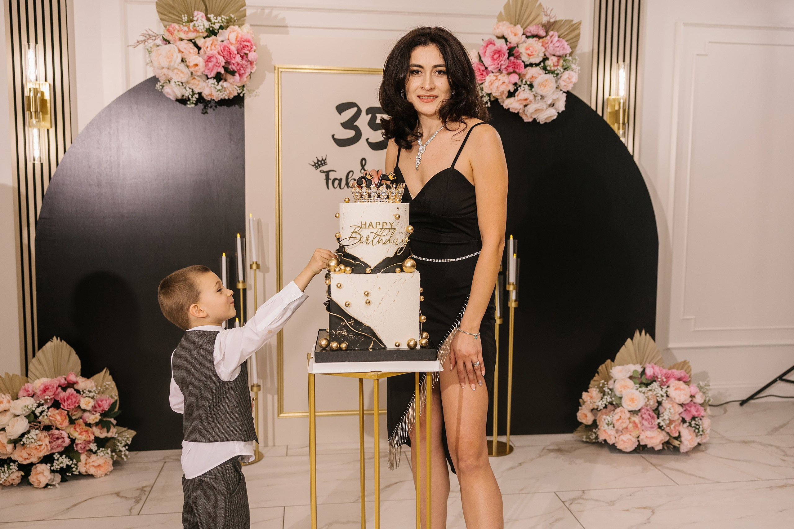 02.21.2025 Birthday Party. Wedding family event photographer in Chicago Nick Yushevich