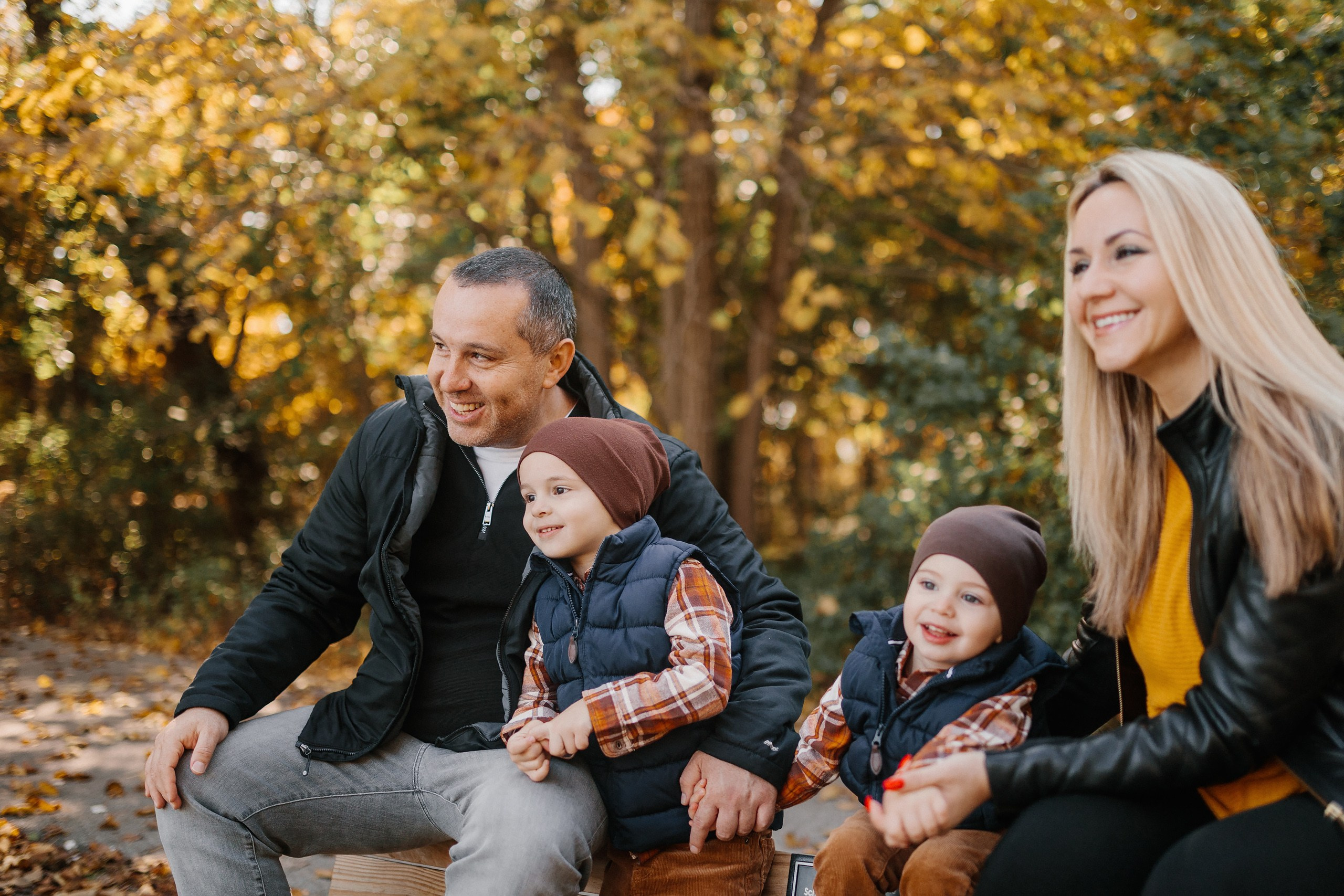 10.21.23 Family Photoshoot. Wedding family event photographer in Chicago Nick Yushevich