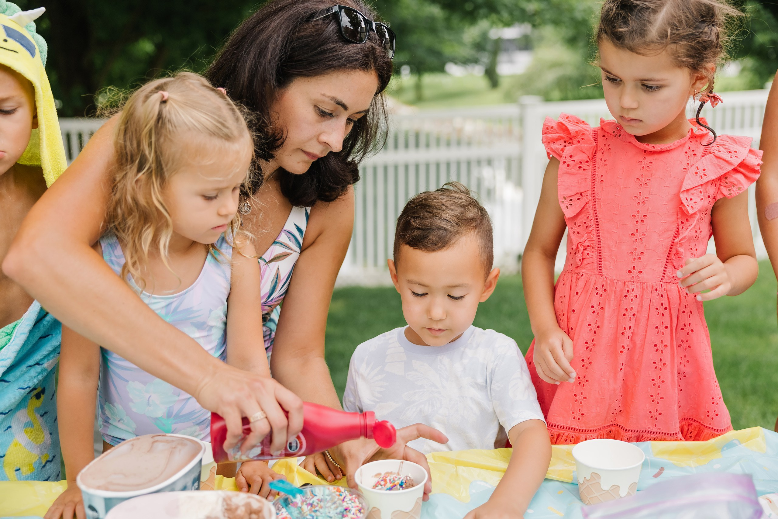 Birthday Party. Wedding family event photographer in Chicago Nick Yushevich