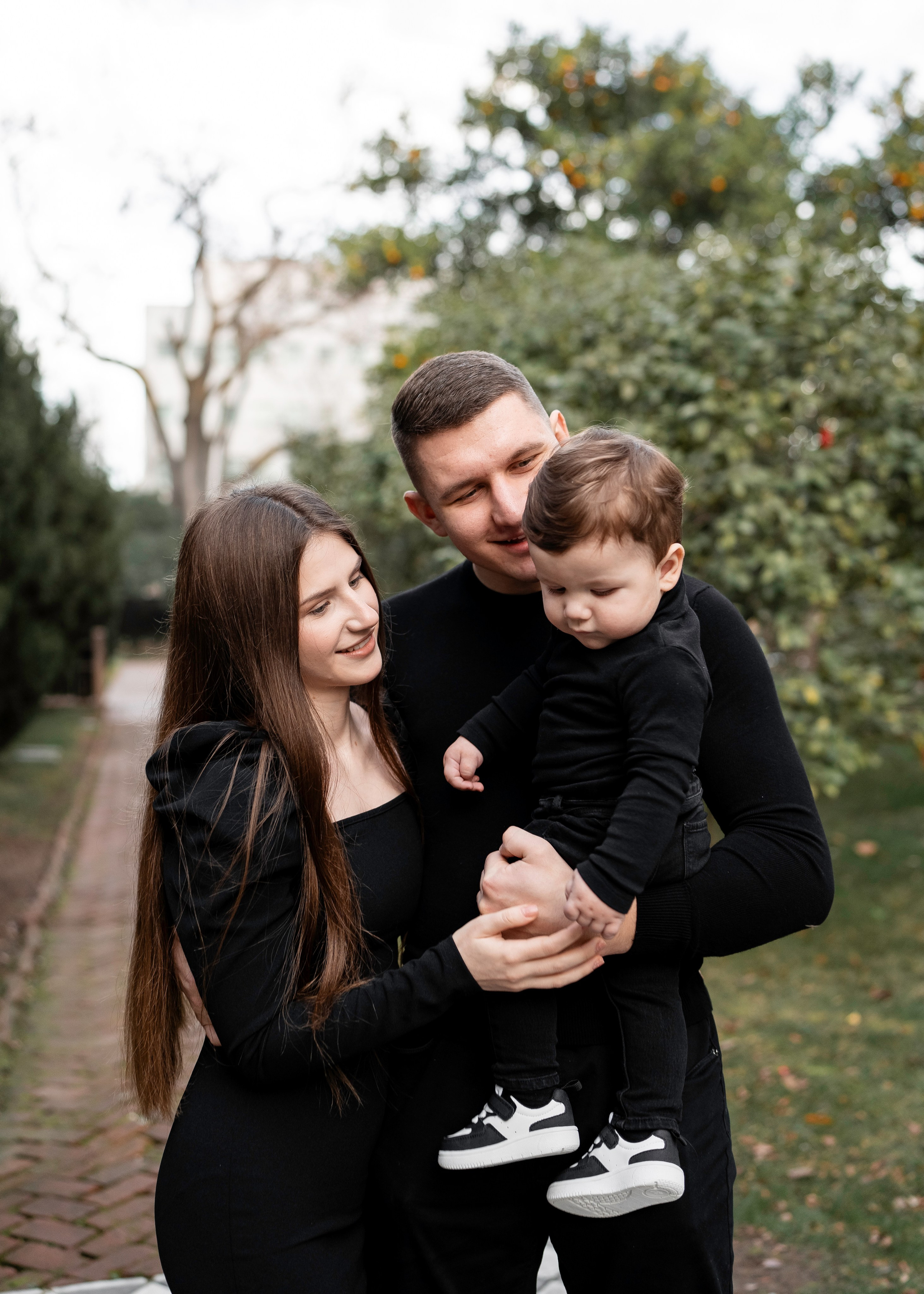 Artem, Nadia & Elisha. Family photographer in Sacramento | Sofia Pavenko