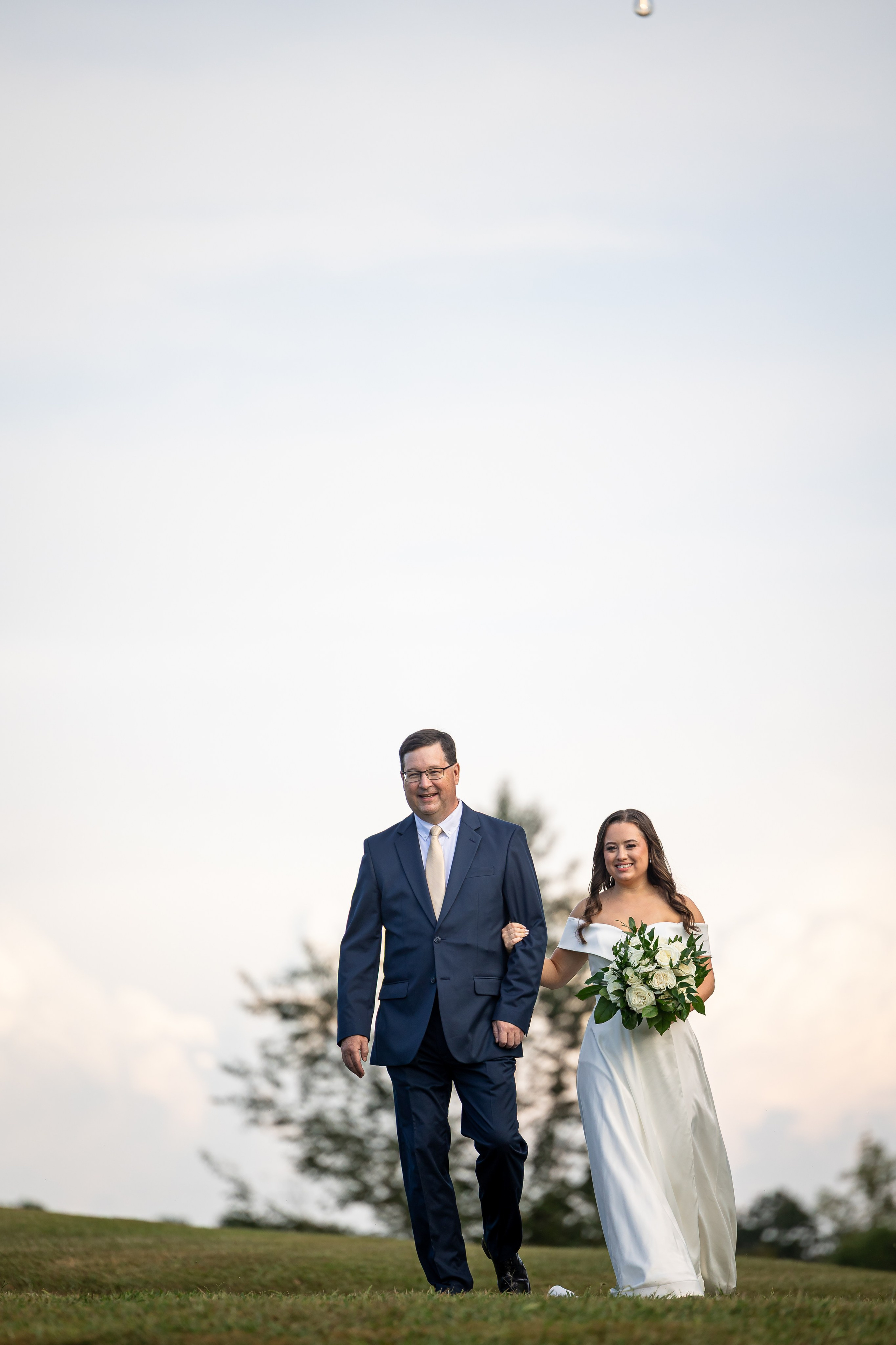 Rhodes & Allison’s Timeless Wedding at Greenbrier Farms. Wedding and portrait photography in Greenville SC