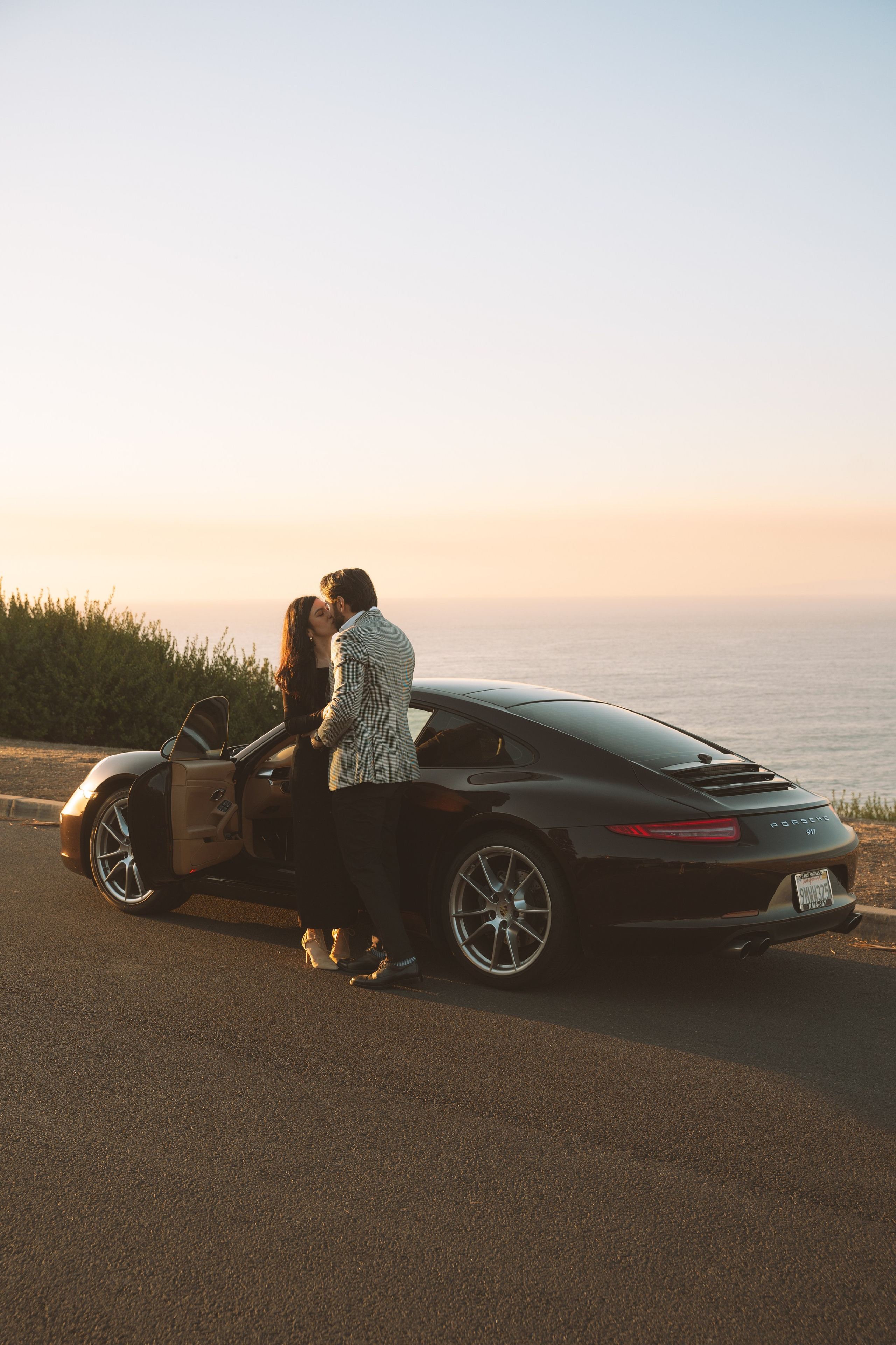 Santa Monica Couple photographer. Love story photography in Santa Monica. Elopement photography. Engagement photographer. Proposal Photographer. Santa Monica couples photographer. Santa Monica Wedding Photographer. Santa Monica Elopement Photographer. Palos Verdes elopement. Palos Verdes love story photoshoot