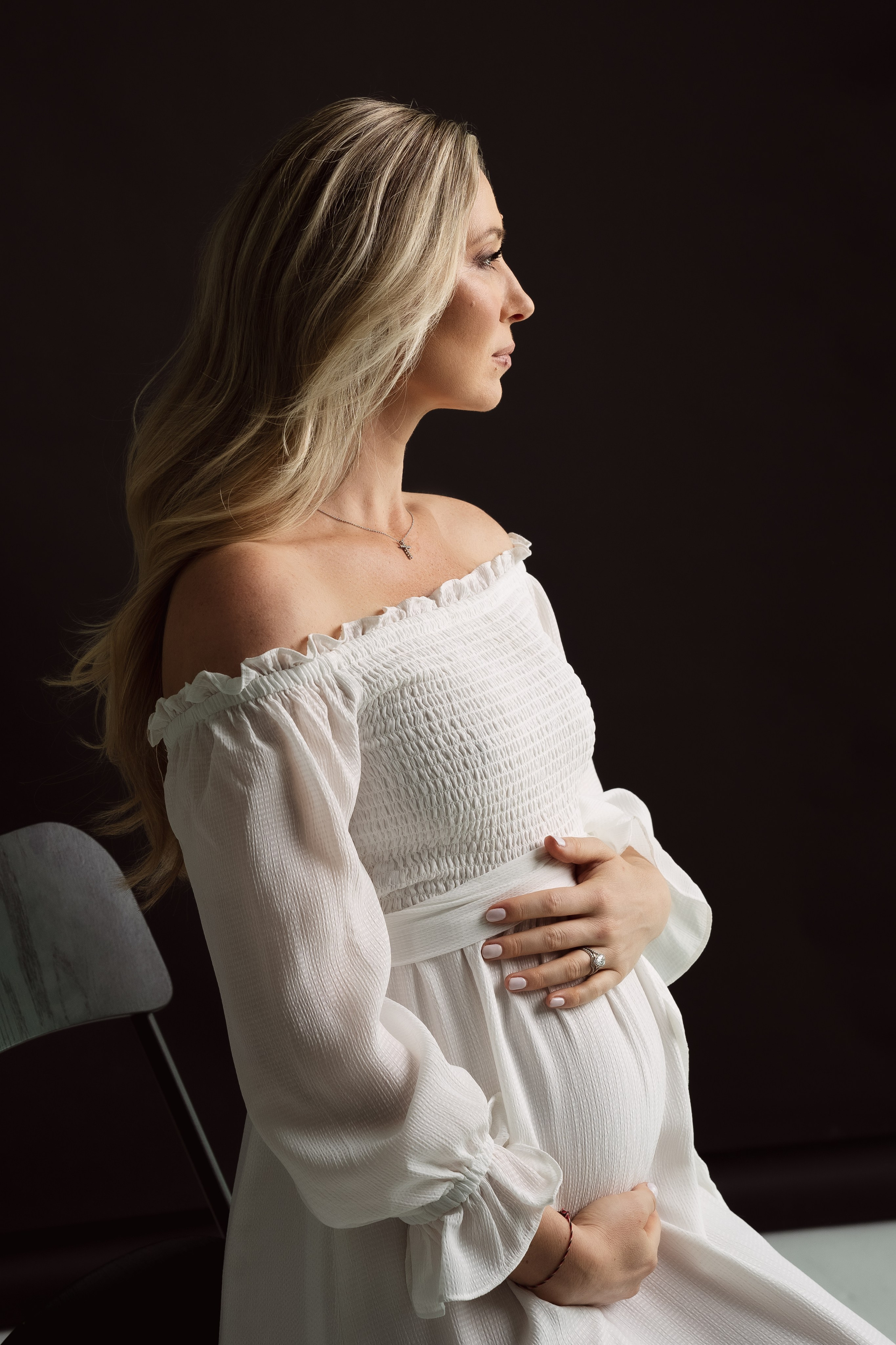 Pregnancy (studio). Dasha in Singapore