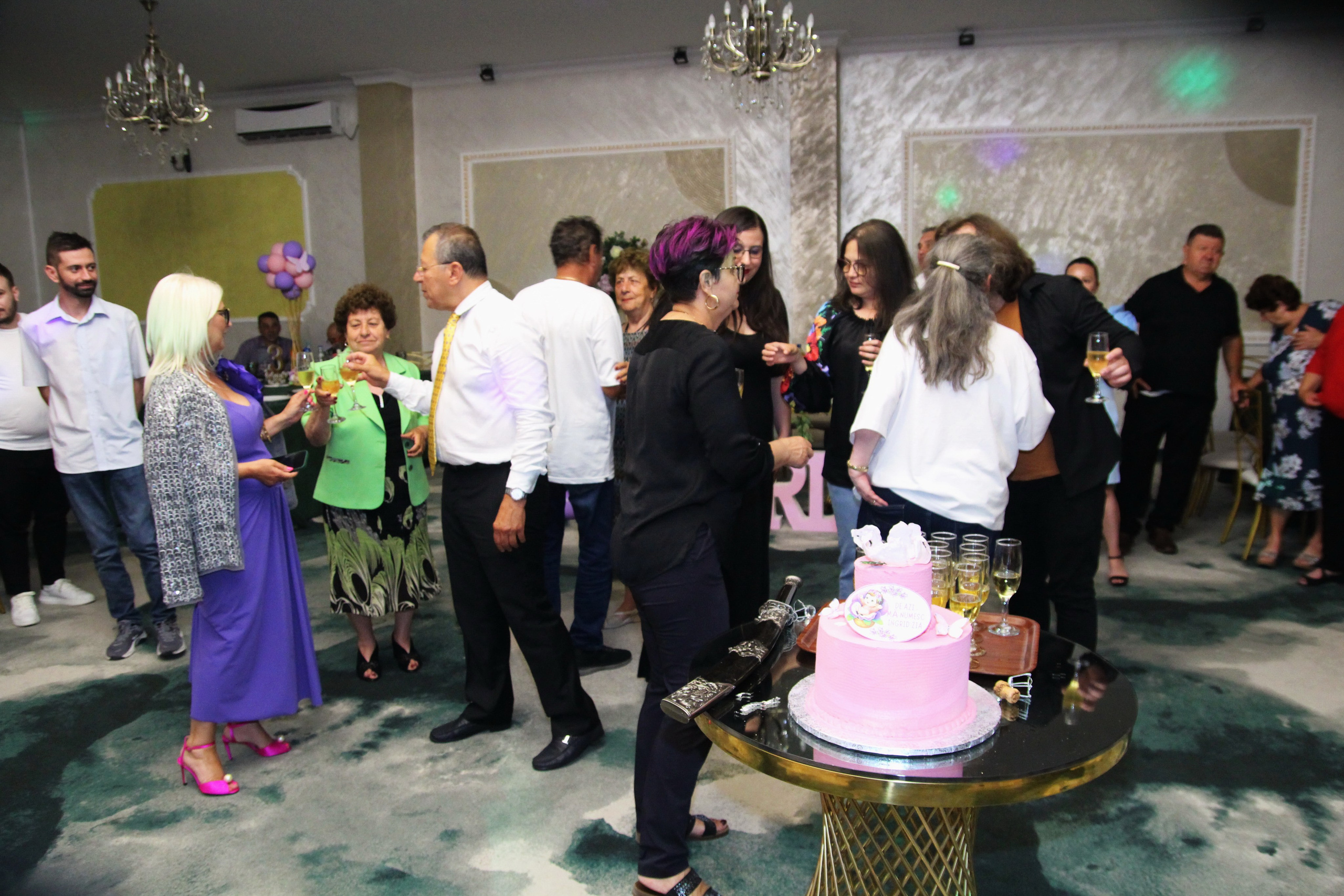 BYZO MEDIA. PETRU BYZO - family and children photographer in ROMANIA