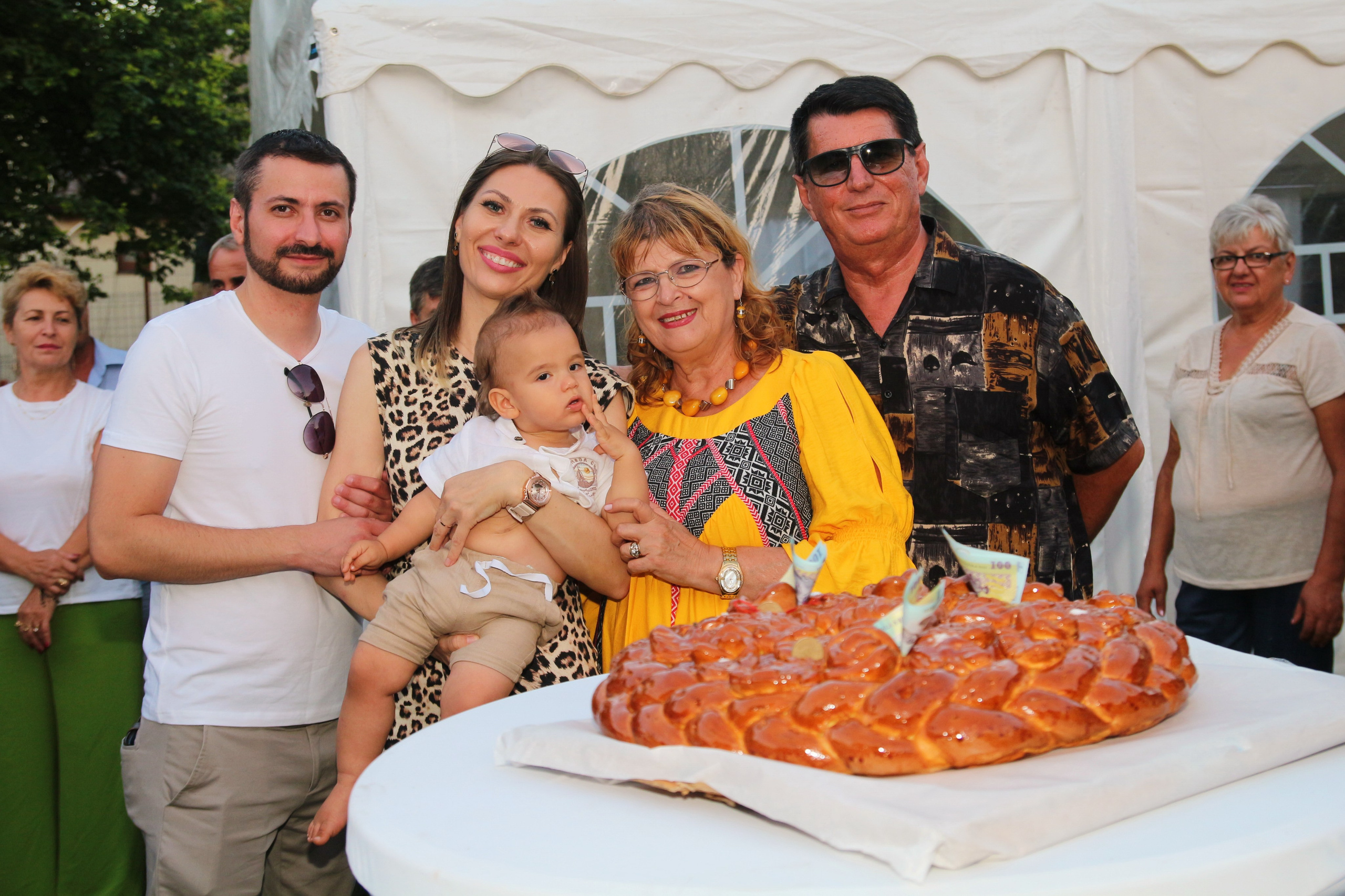 BYZO MEDIA. PETRU BYZO - family and children photographer in ROMANIA