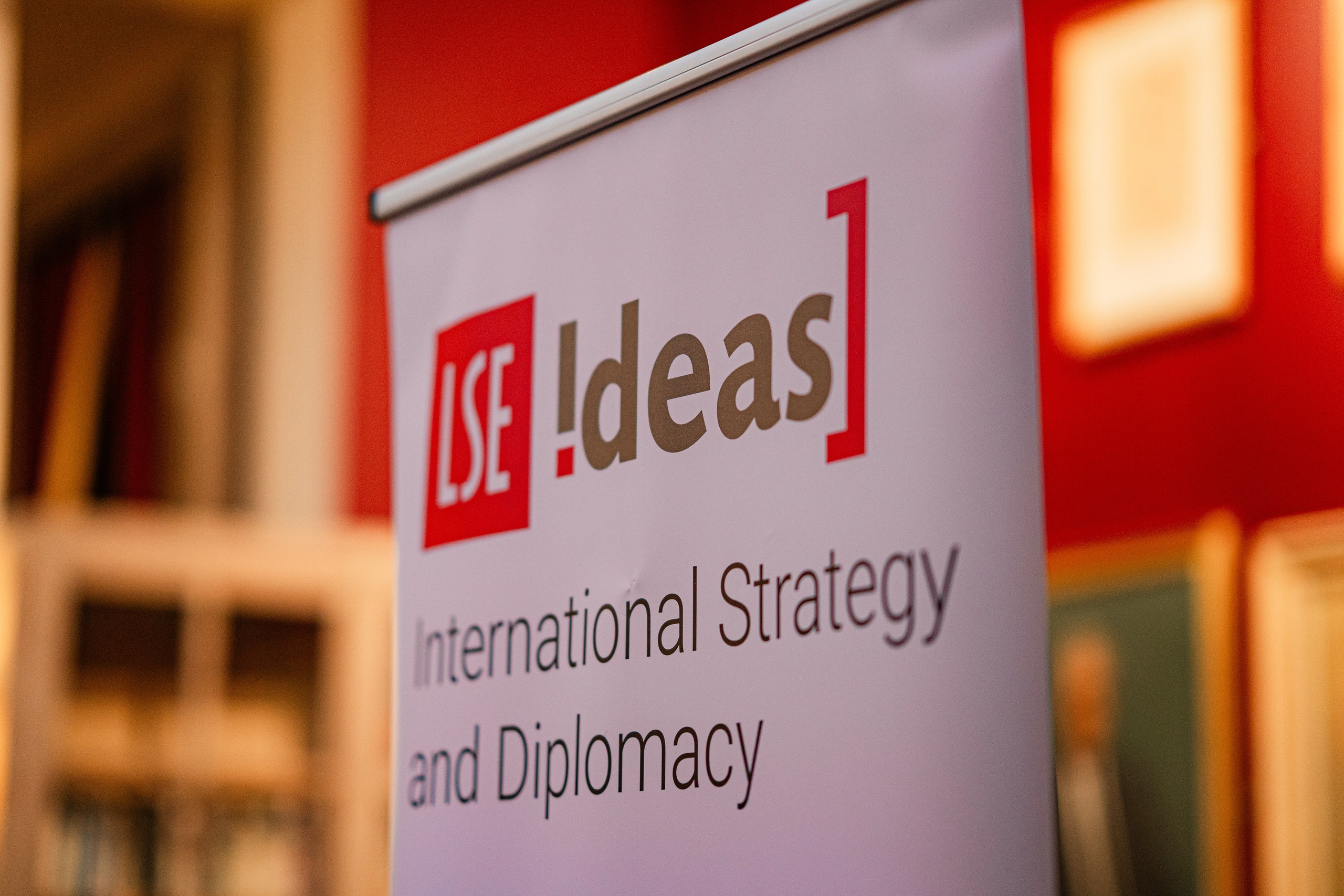 LSE. Tonya Kyrylenko photographer in London