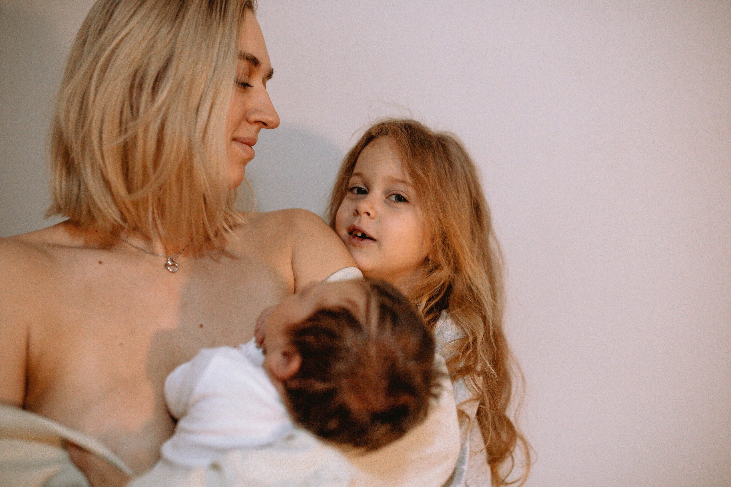 HOME PHOTOSESSION NEWBORN. Https://shi-photo.com/