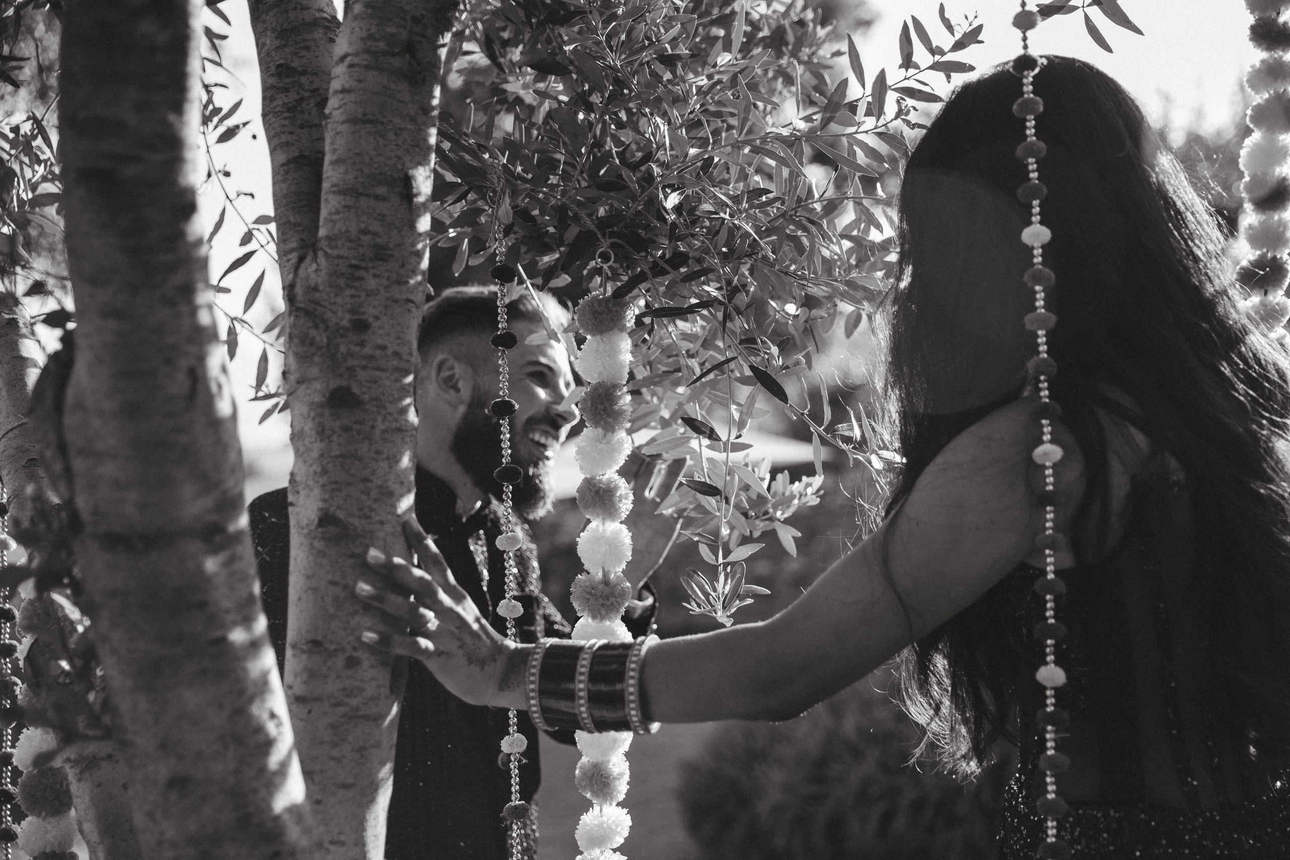 Patrik & Naomi. Monestir Sant Salvi. Paola wedding photographer / videographer in Barcelona