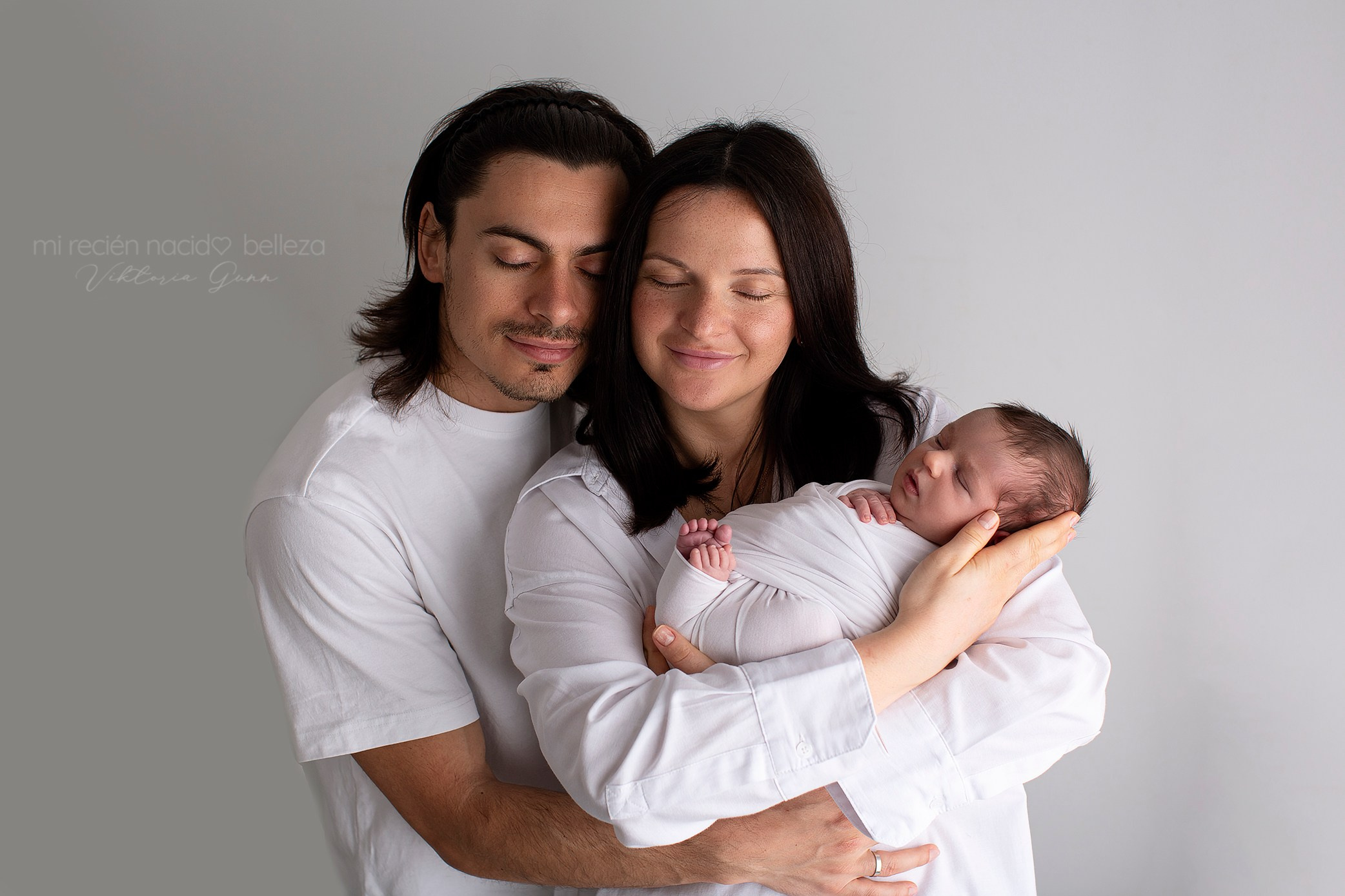 Новорожденные. Фотограф в Испании: Бенисса, Кальпе, Бенидорм, Аликанте Виктория Гунн