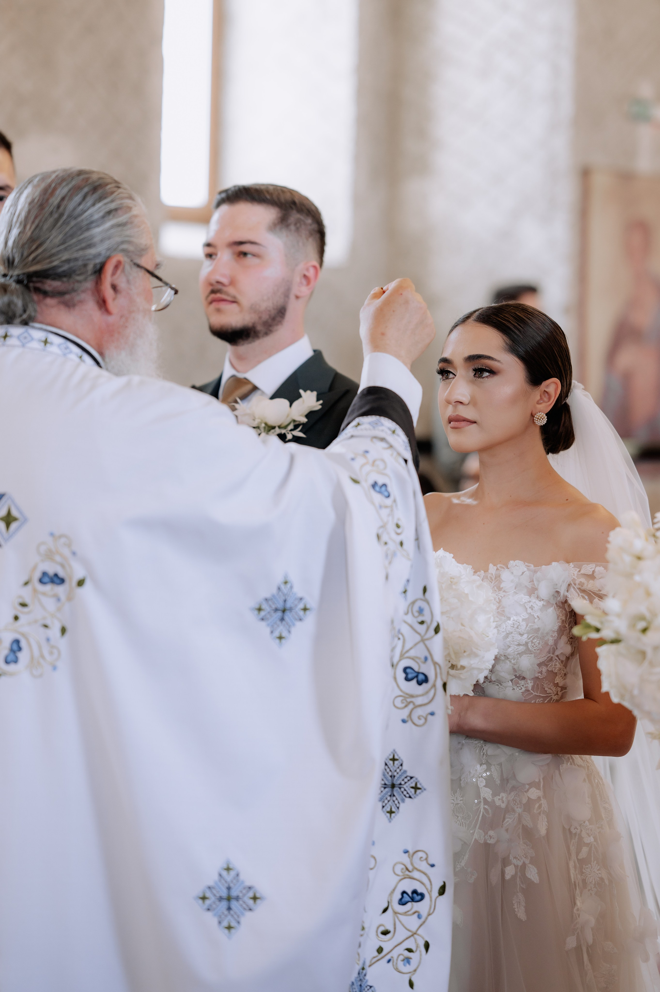 Nunta la Hotel Capitol Iasi. Proud Vision Weddings | Wedding Photography & Film — Servicii profesionale Foto Video Nunta Iasi