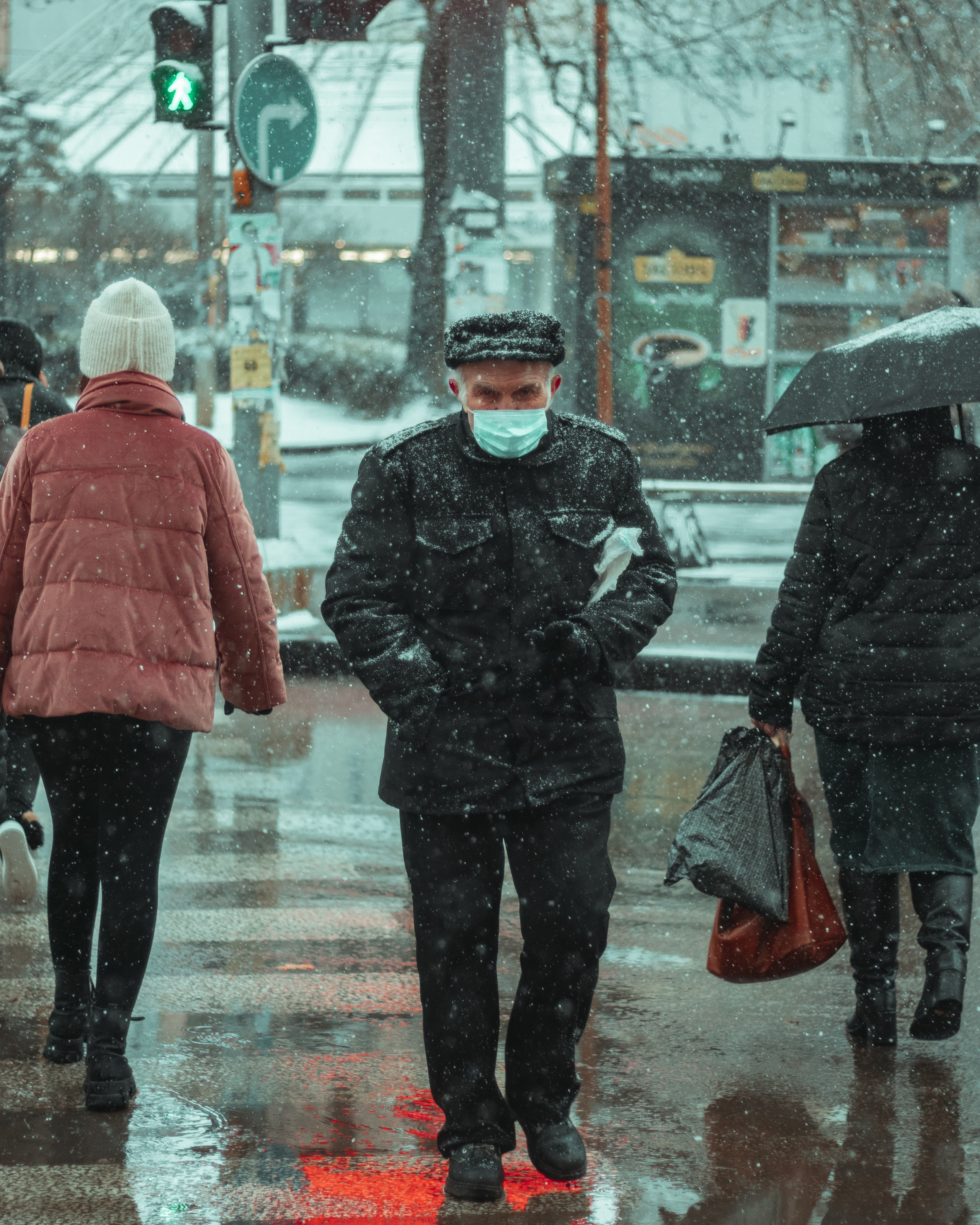 T B I L I S I. Bspander