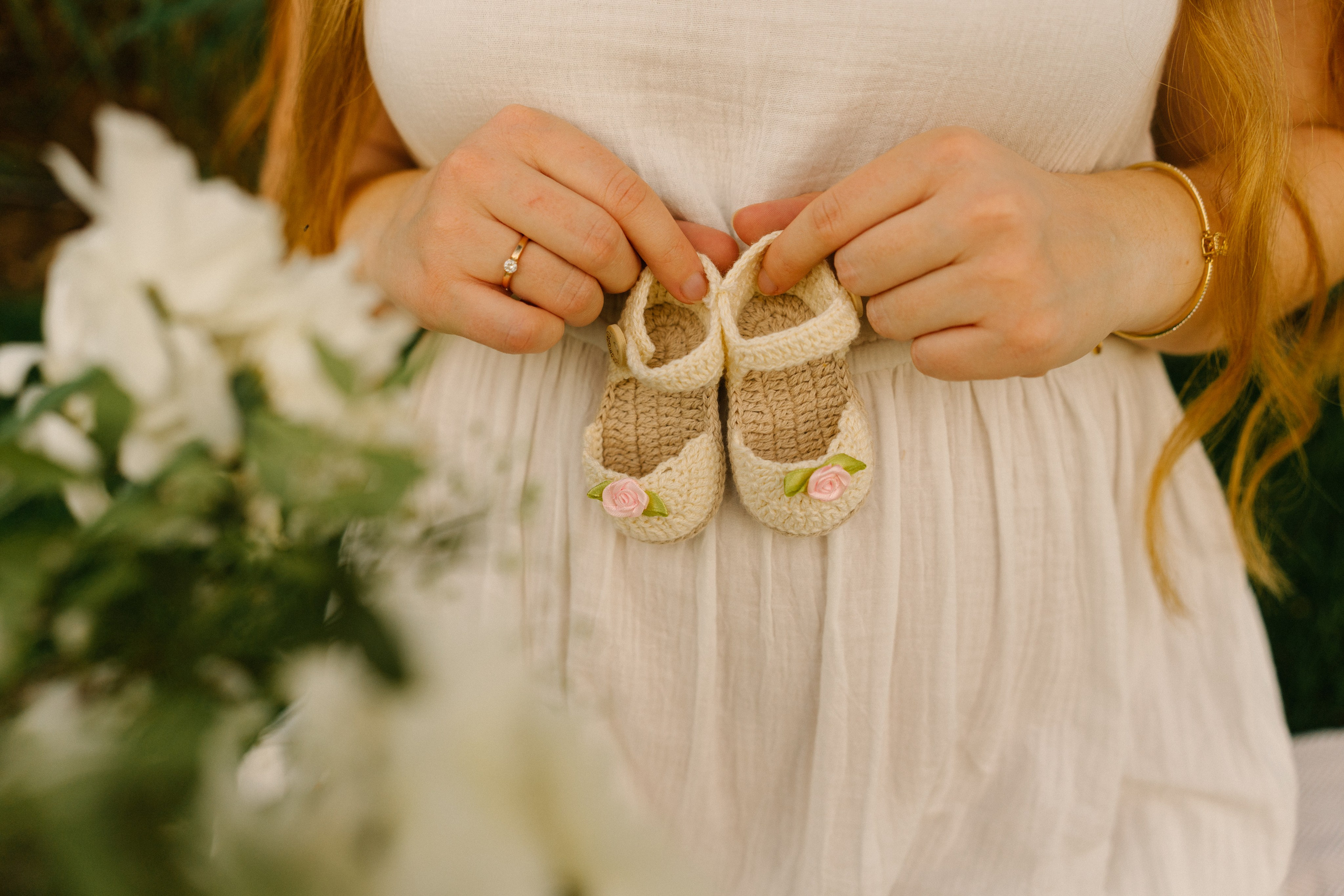 Um Al Amarat Park Pregnancy. Professional Photographer Abu Dhabi, Dubai — Yulia Ismoilova | 2025