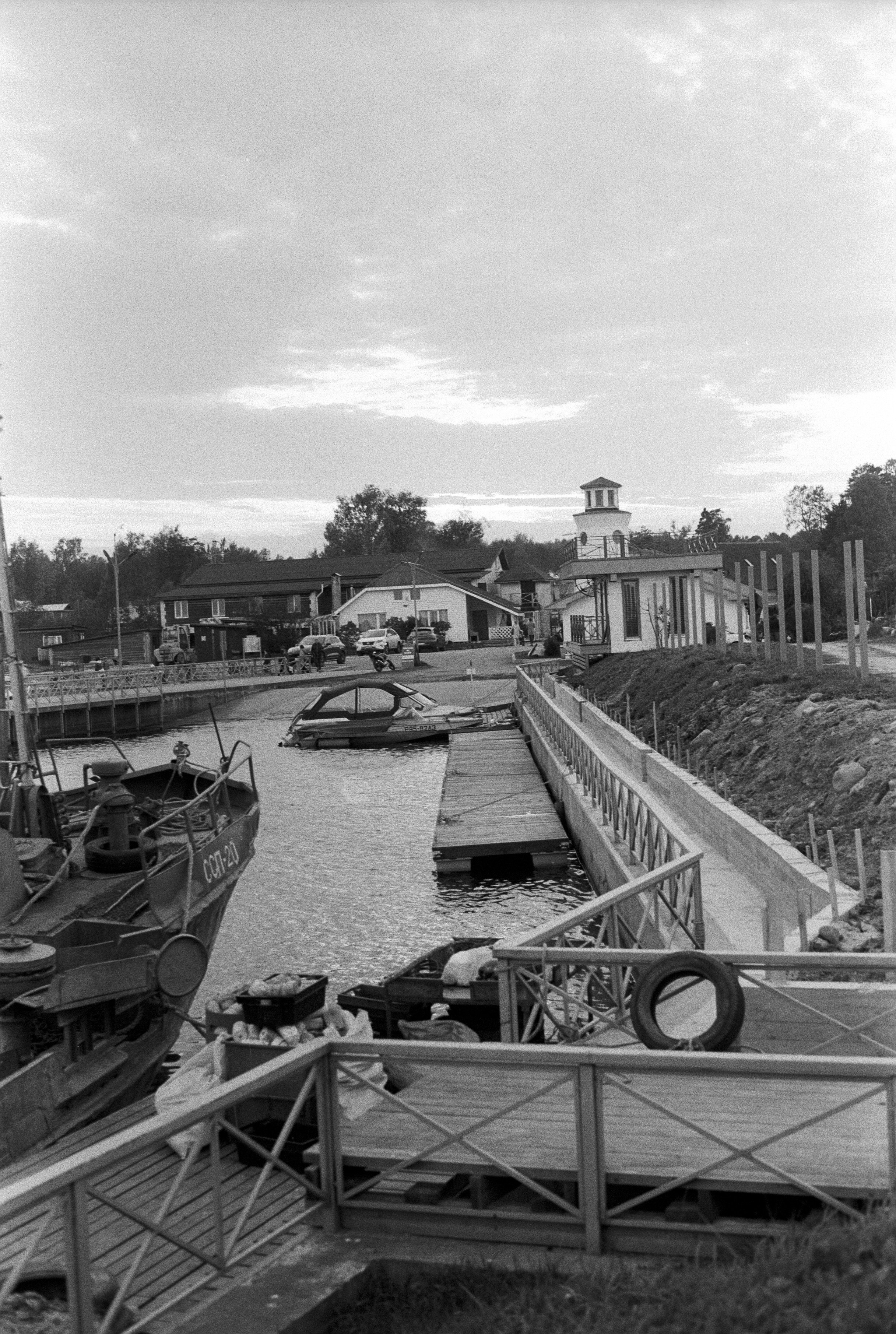 Black and white. Elena Zykova film photographer in London