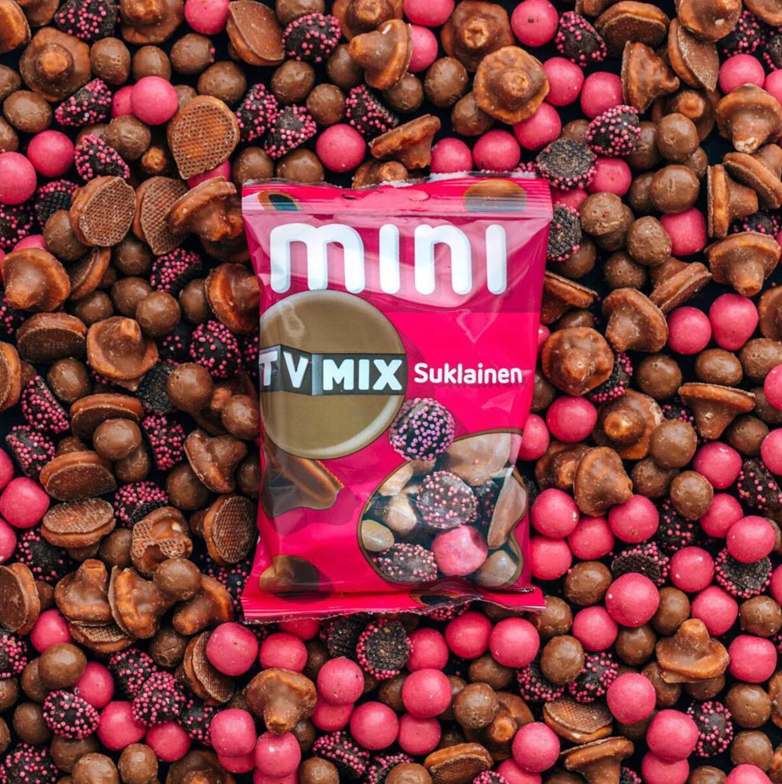 TVMIX. Anna Z commercial photographer and graphic designer based in Turku