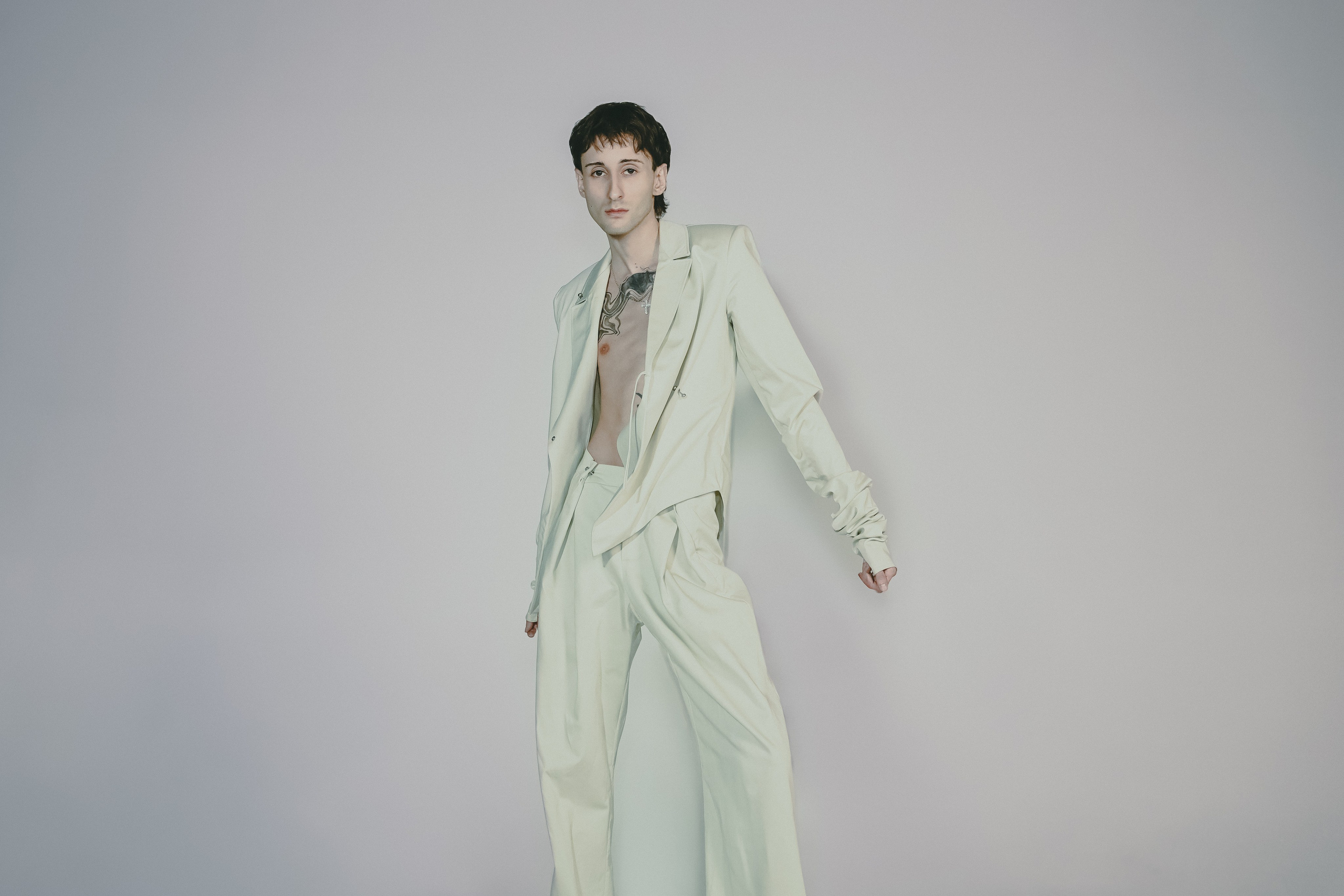 Studio (mark). Asmikiam