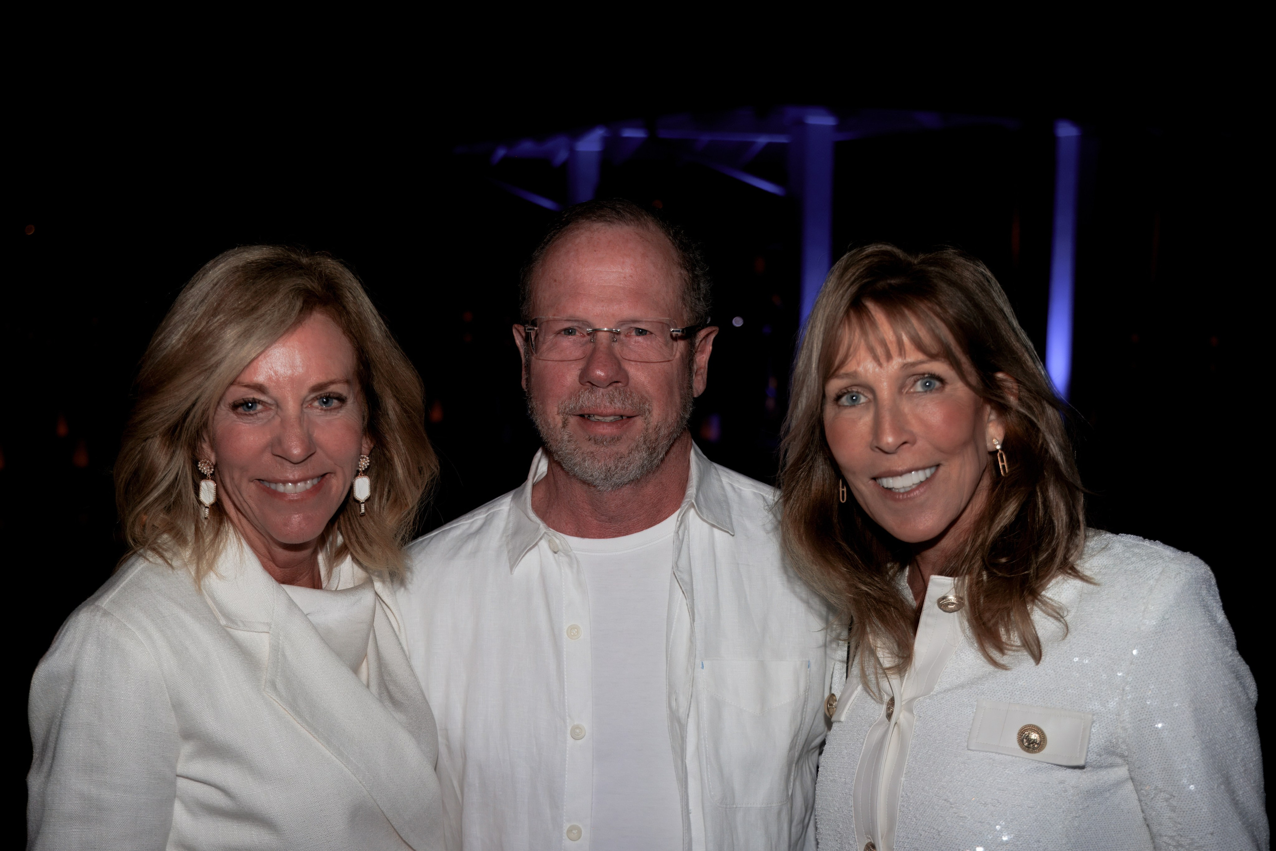 The Isles White Party. Out and About 239