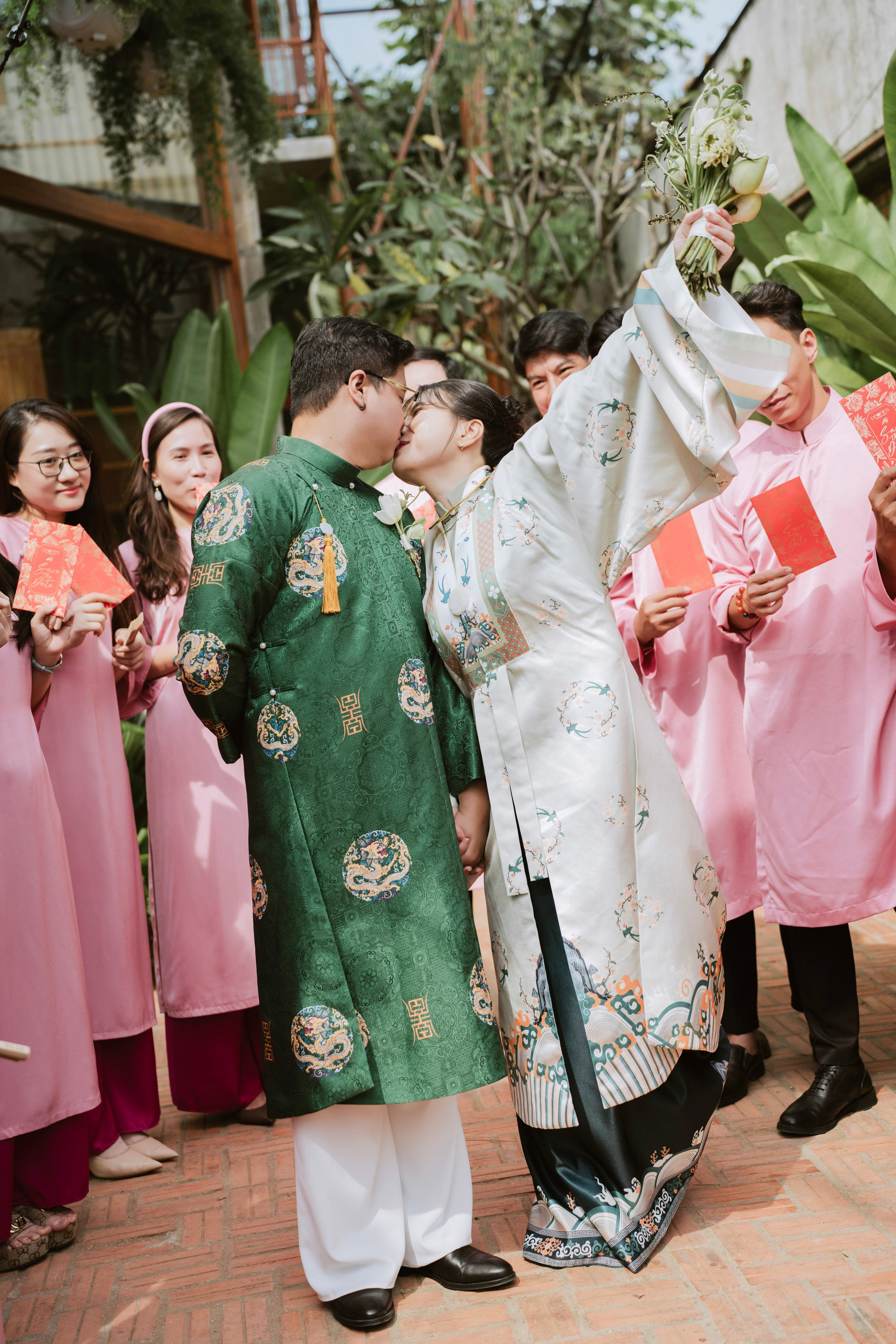 AMI & KEN. WEDDING PHOTOGRAPHER IN VIETNAM