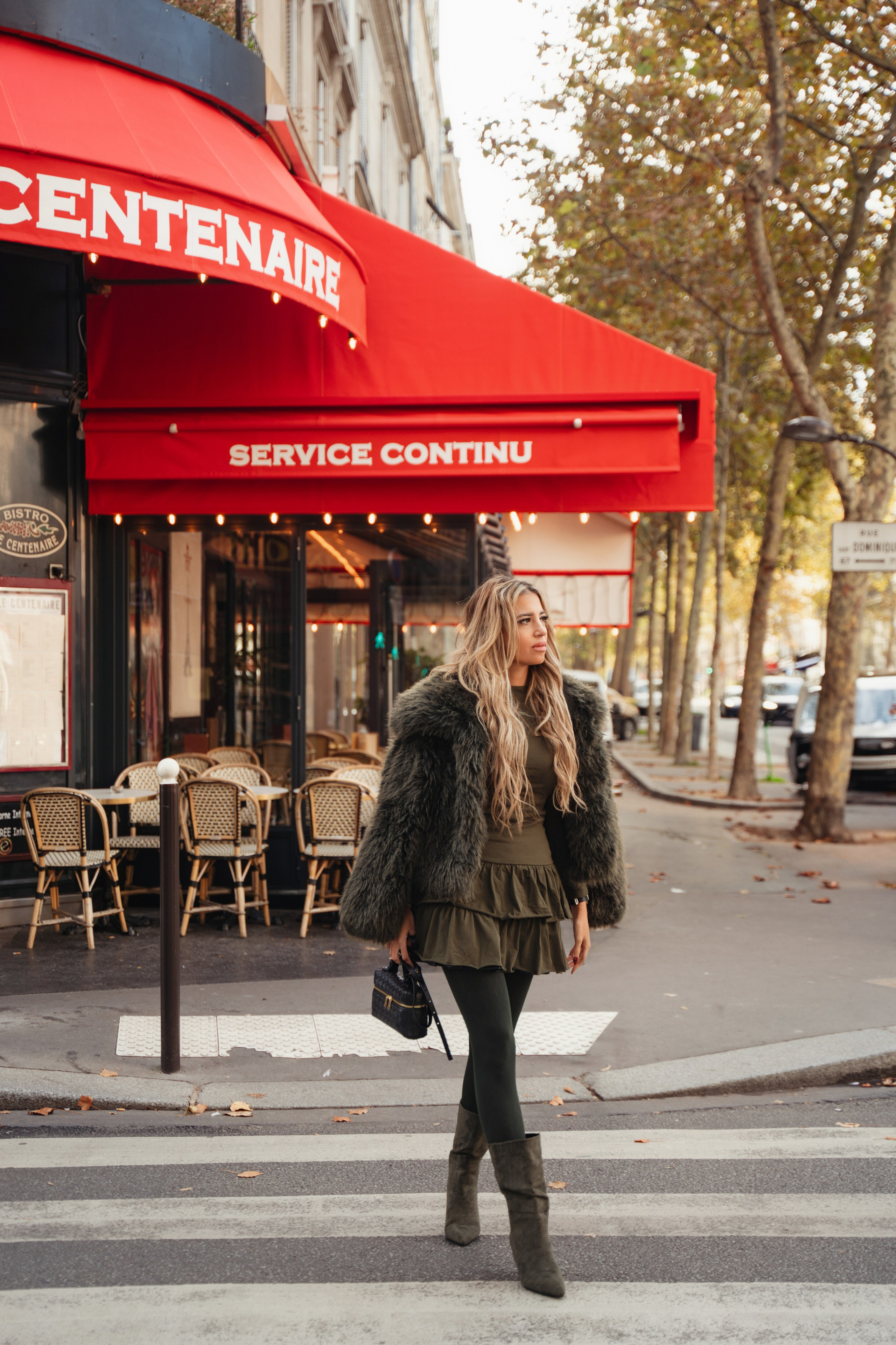 Team. Photographer in Paris Yulia Shkadina | Couples, engagement, pre-wedding, individual photo-shoots in Paris at the best locations