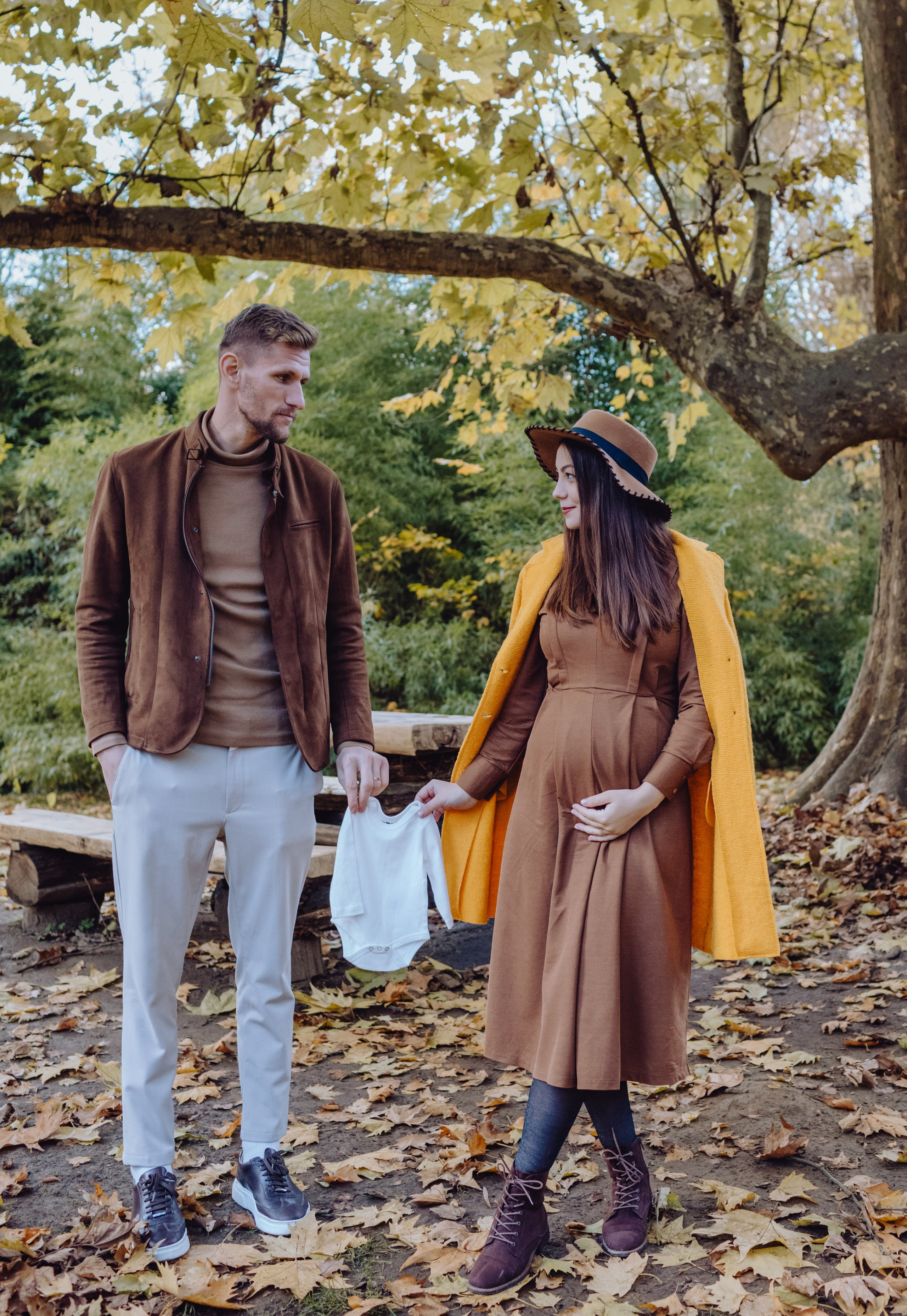 Beni & Adina. Wedding & couple photographer from Romania Rut Vetan