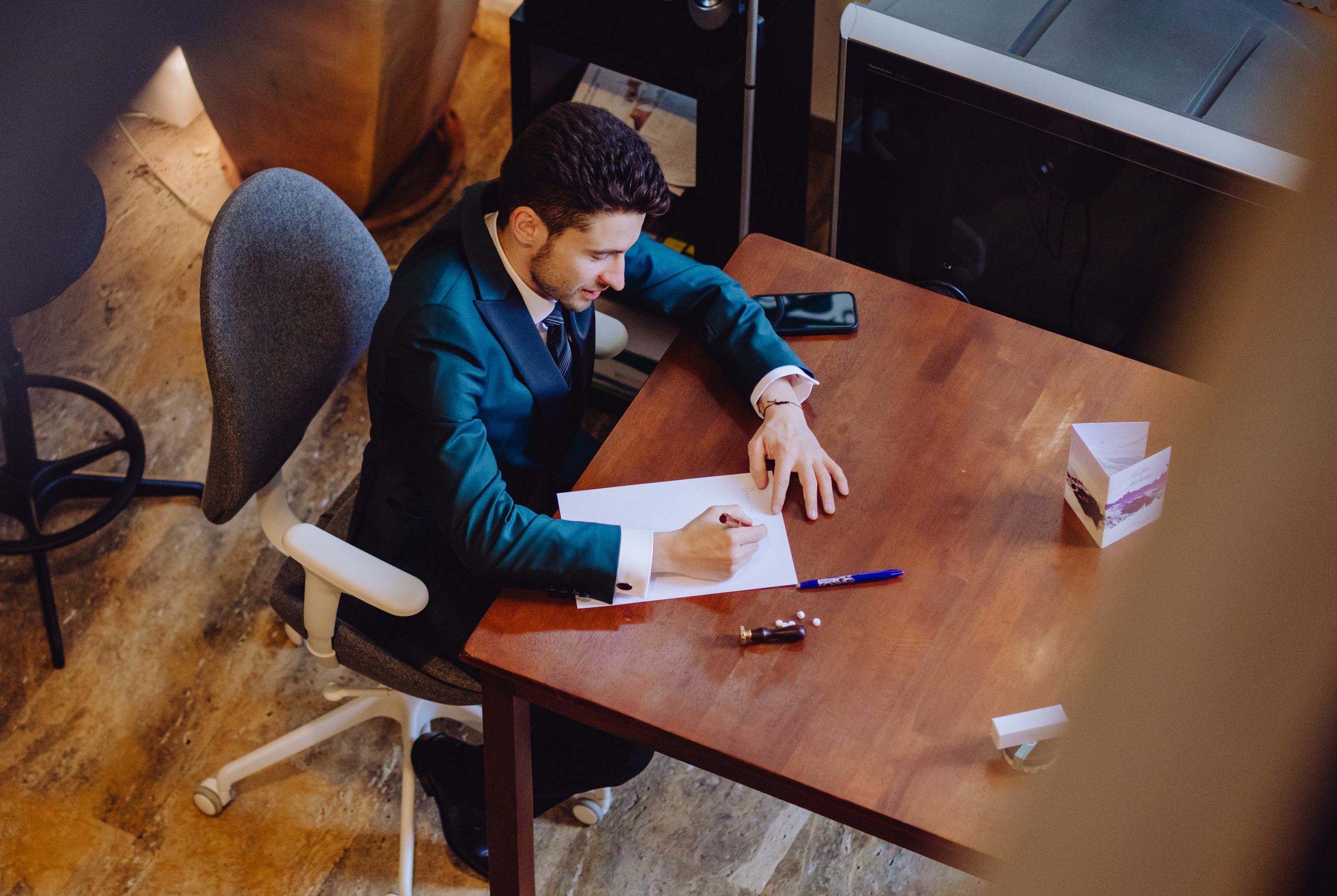 Andrei & Roxana. Wedding & couple photographer from Romania Rut Vetan