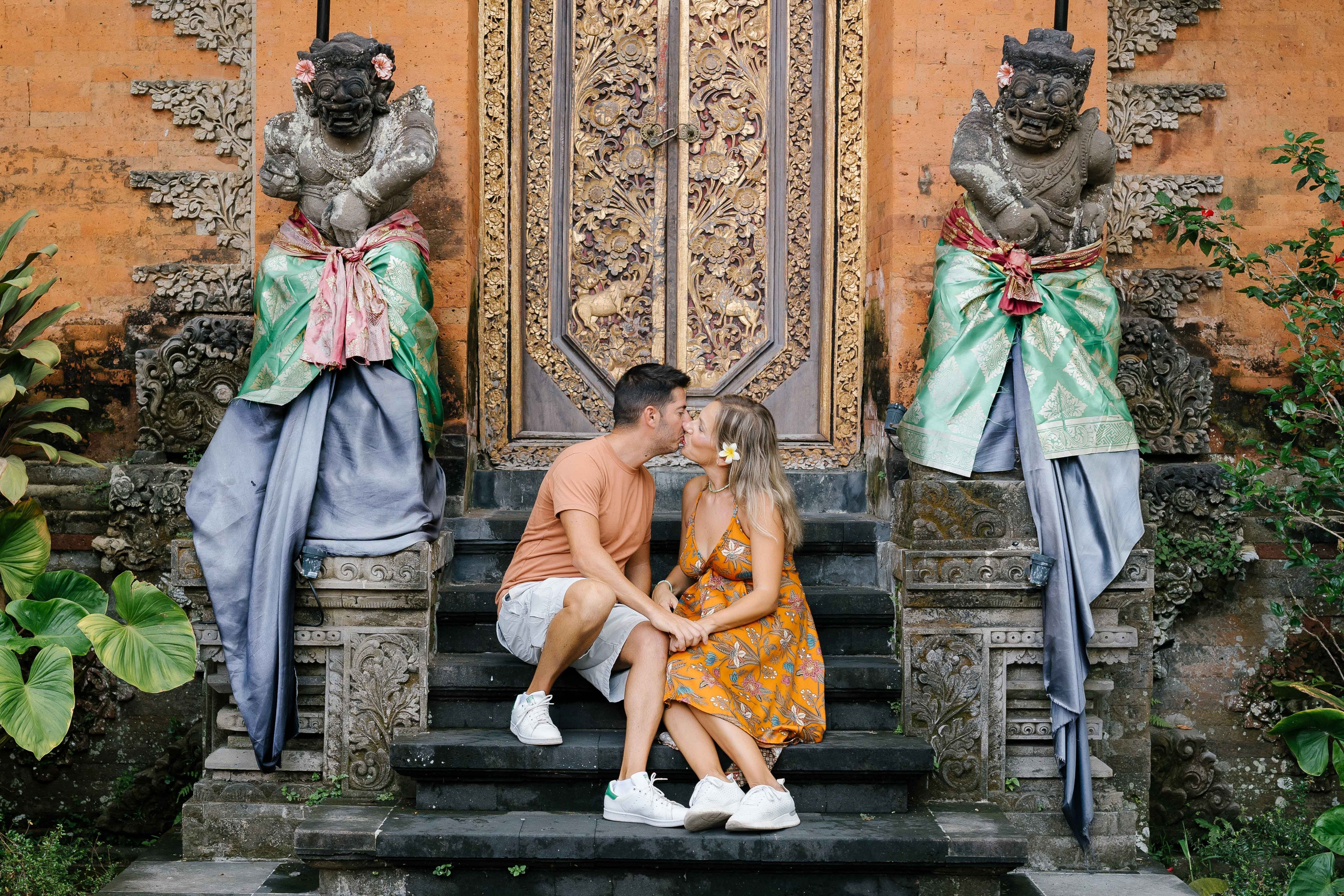 Honeymoon Photoshoot in bali. Female Photographer in Bali