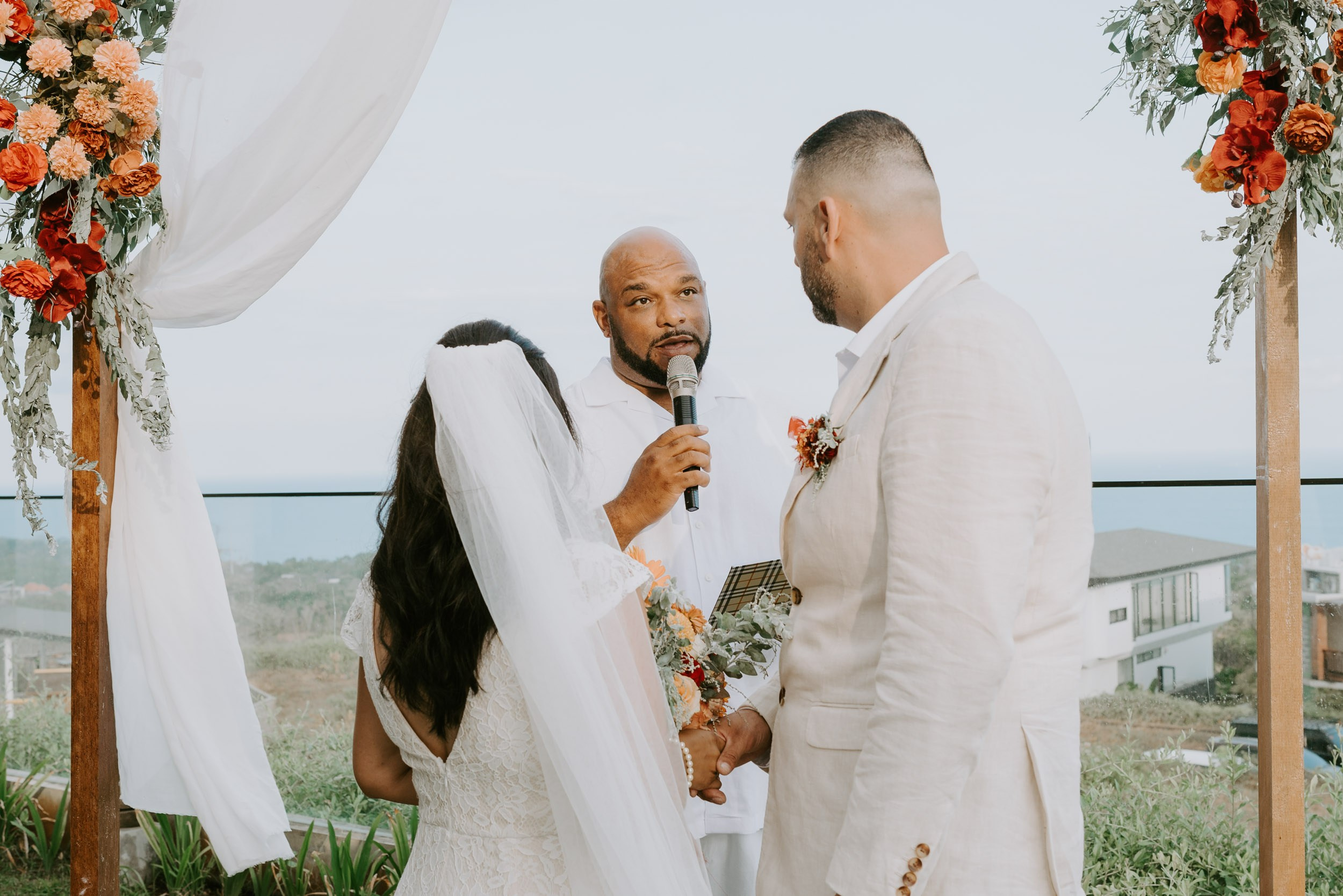 Bernardino & Ana. Female Photographer in Bali