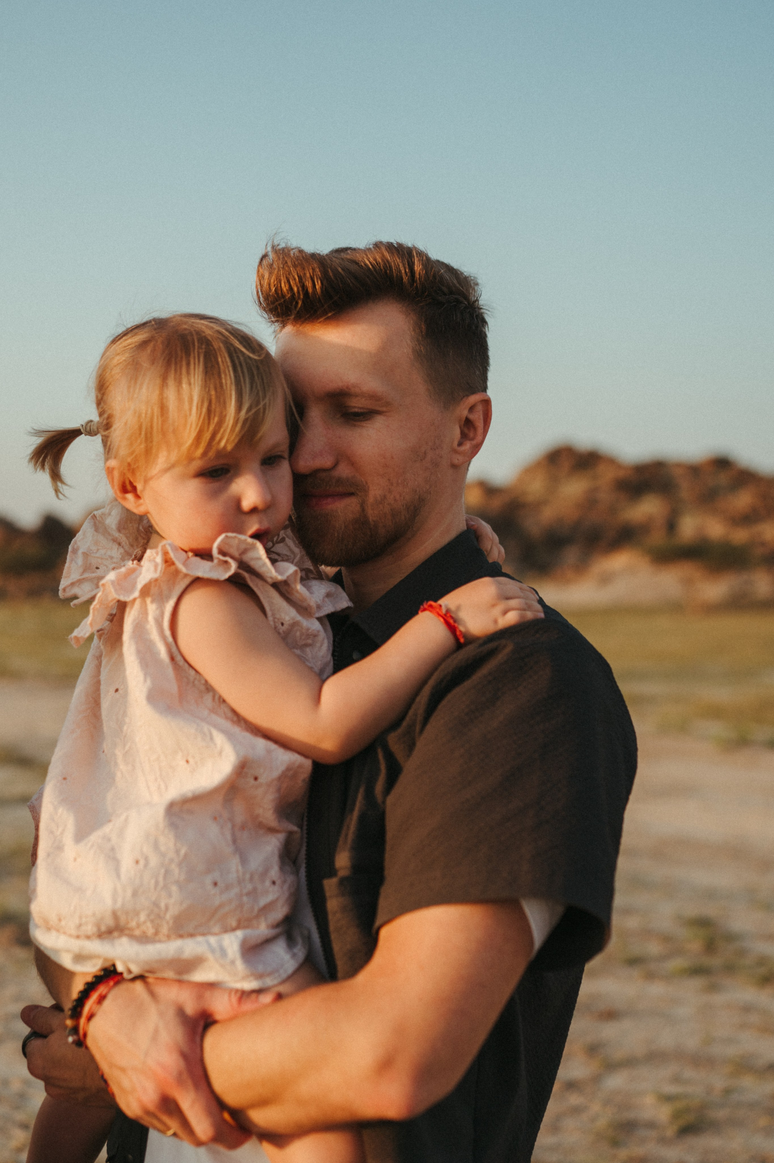 Khoroshilovs Family. Family photographer in Saudi Arabia