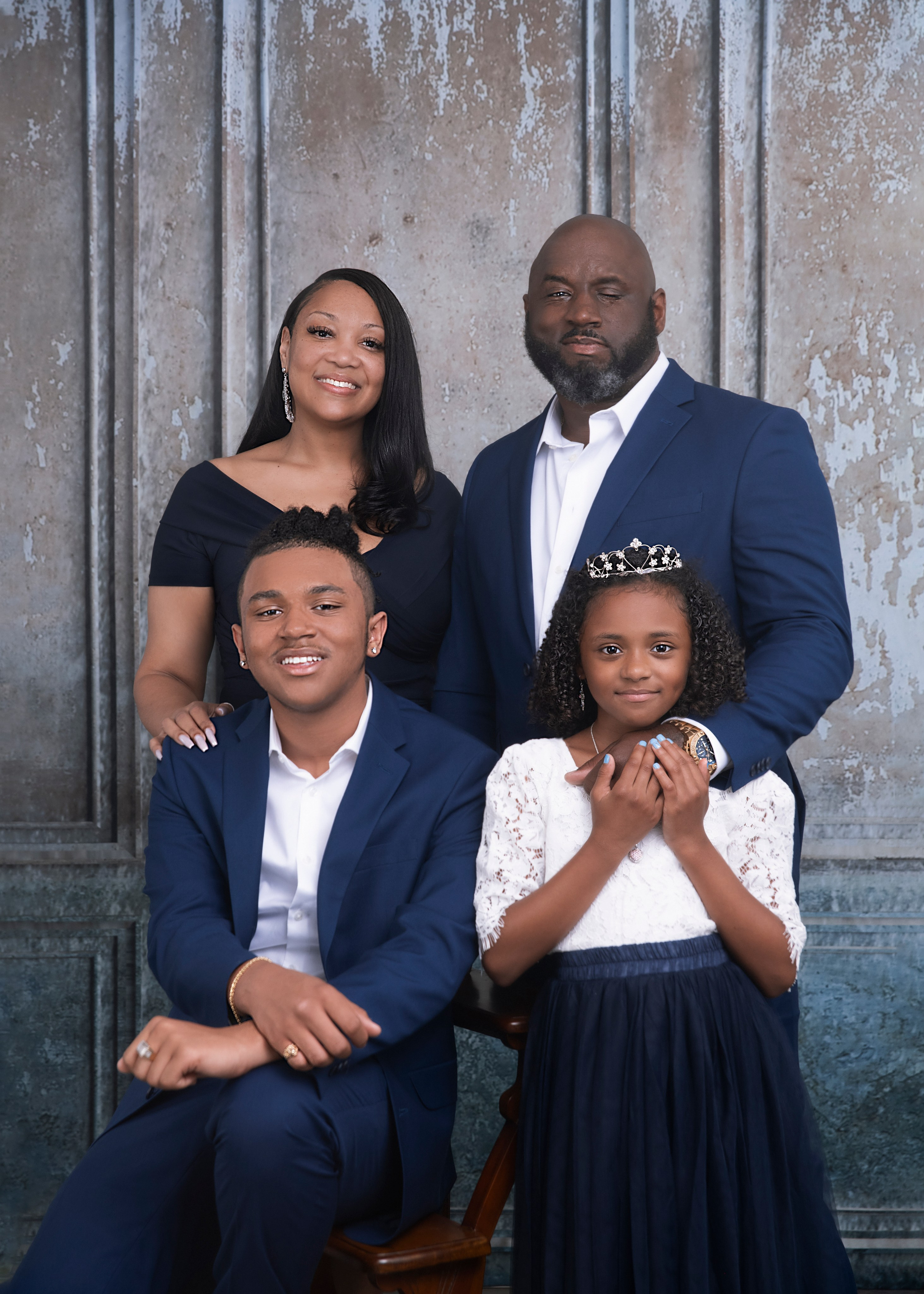 Family session in studio. Portrait, kids and family photographer in Wesley Chapel Alina Alice Osipova