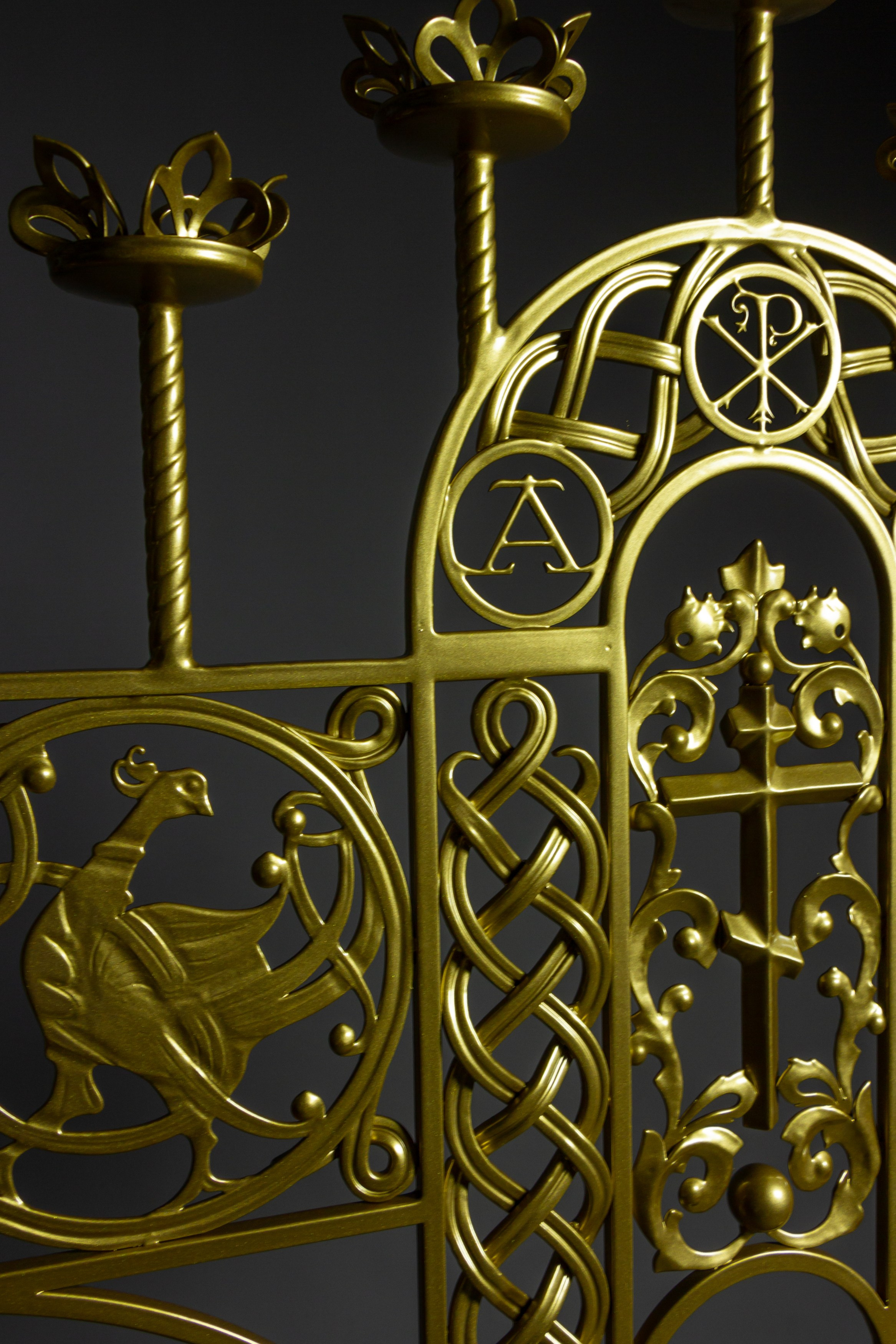 Алтарный семисвечник. Скульптор кузнец Мария Тарлецкая