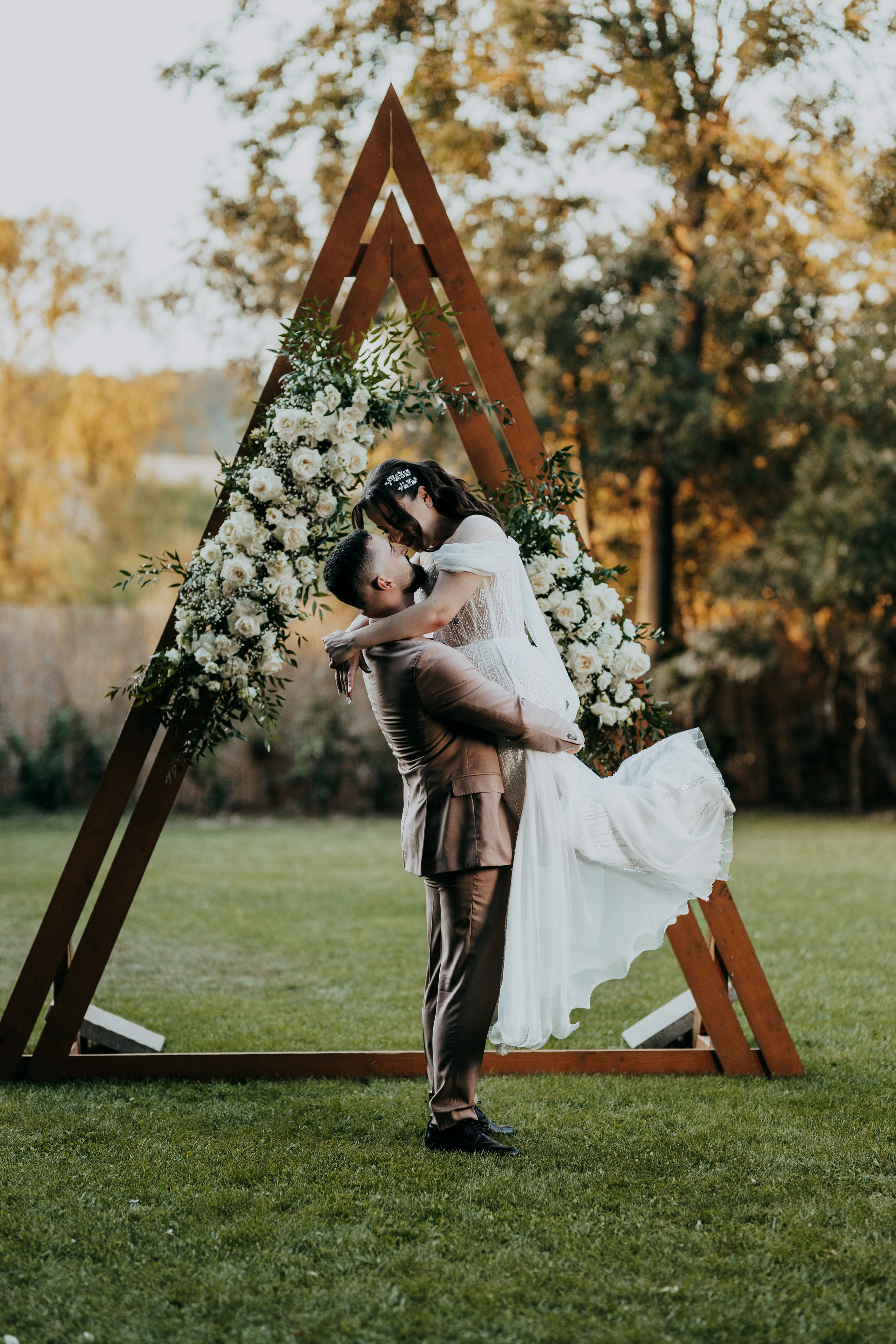 Sesiune Foto Cununie Civilă de Vis |Fotografie Profesională Nuntă și Evenimente. Lucian Dedeu — Fotograf de nuntă și eveniment