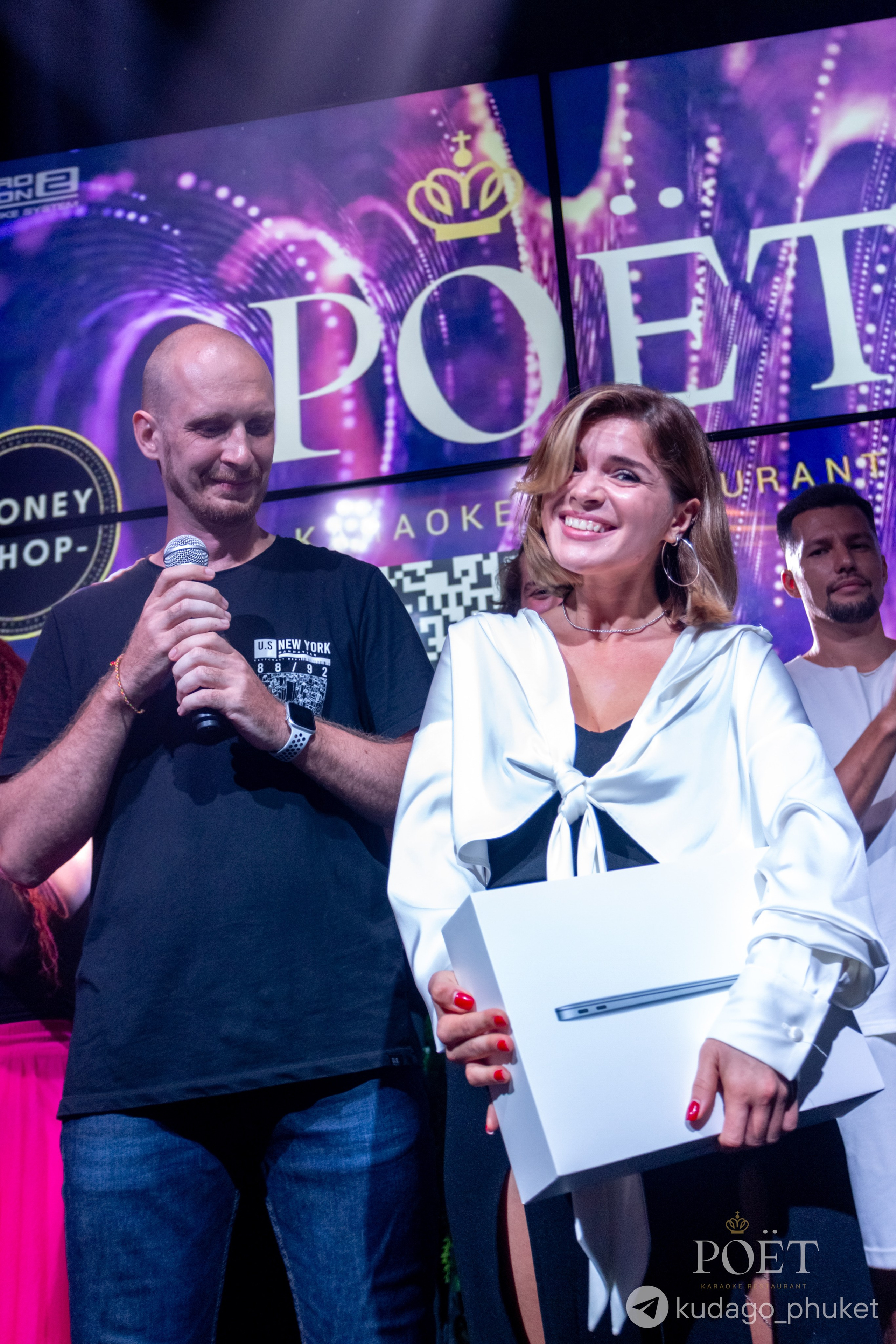 Вокальный конкурс POËT | Фоторепортаж | Афиша | DAVAYSXODIM.com PHUKET. АФИША|ФОТОРЕПОРТАЖИ|ИВЕНТЫ|ПХУКЕТ