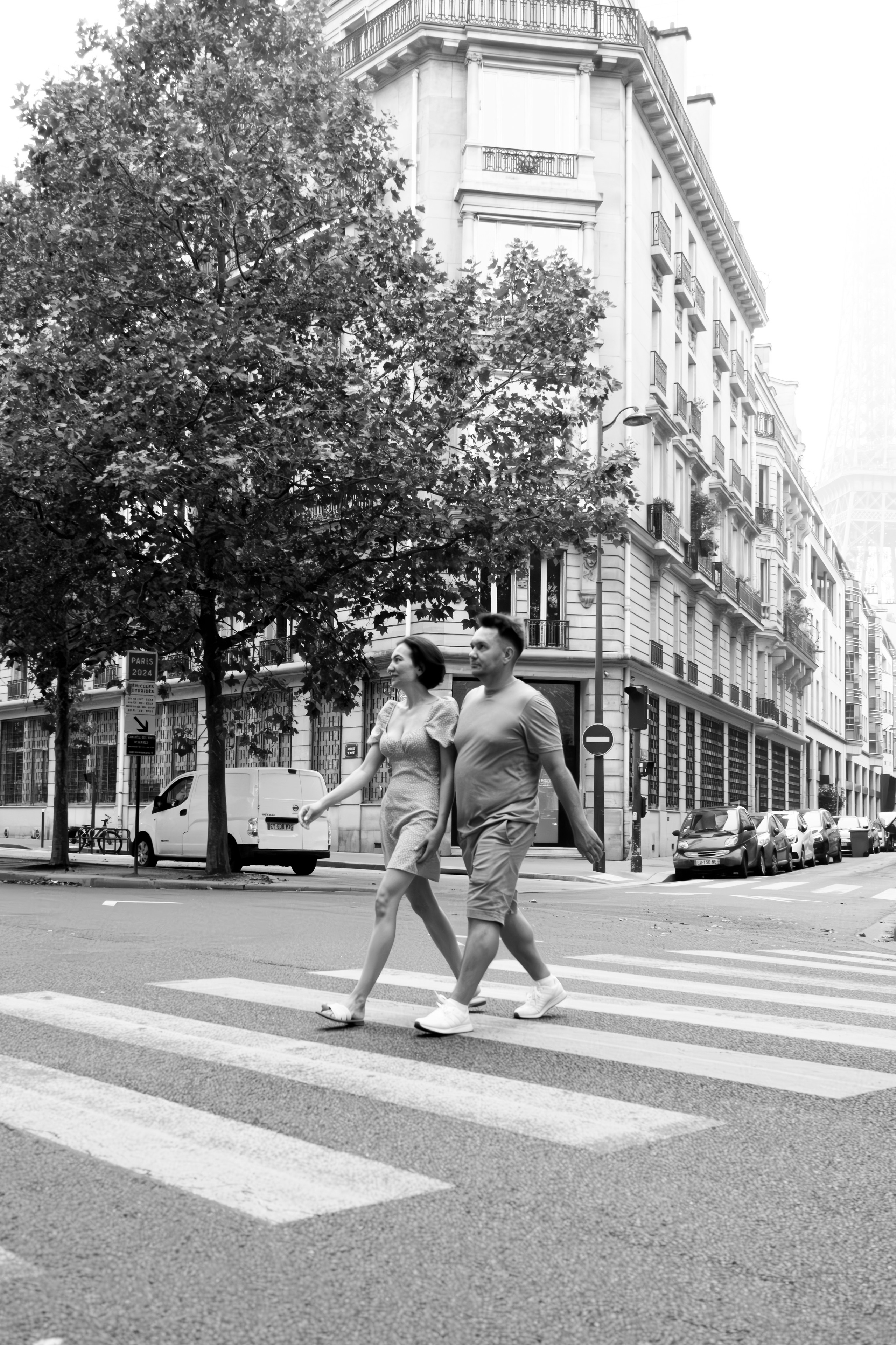 Alfiya’s wedding anniversary in Paris. Photographer in Paris Marina Chaput
