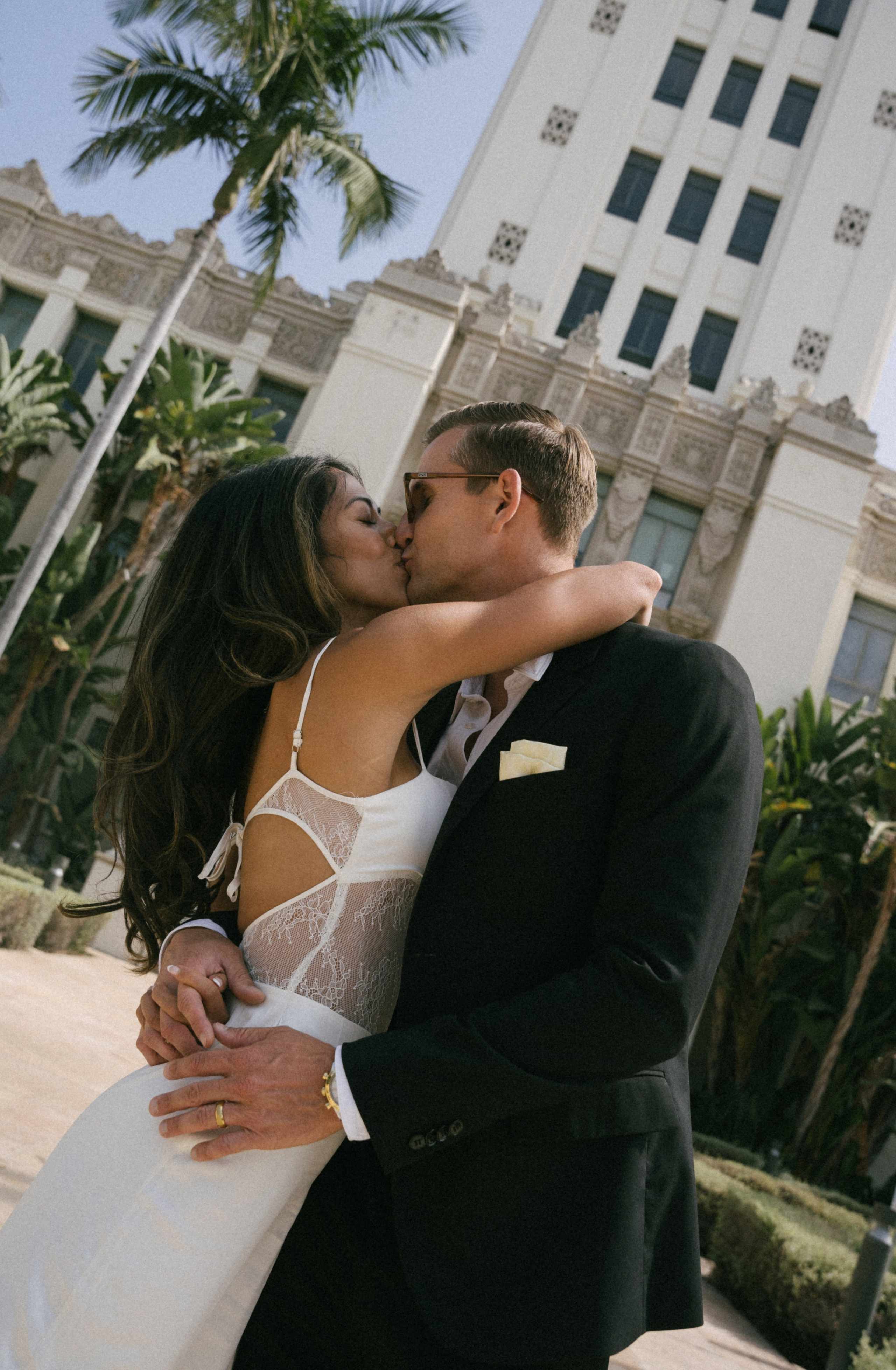 Jamie & Gareth. Beverly Hill Courthouse Wedding. Santa Monica based photographer Kristina Vasilenko