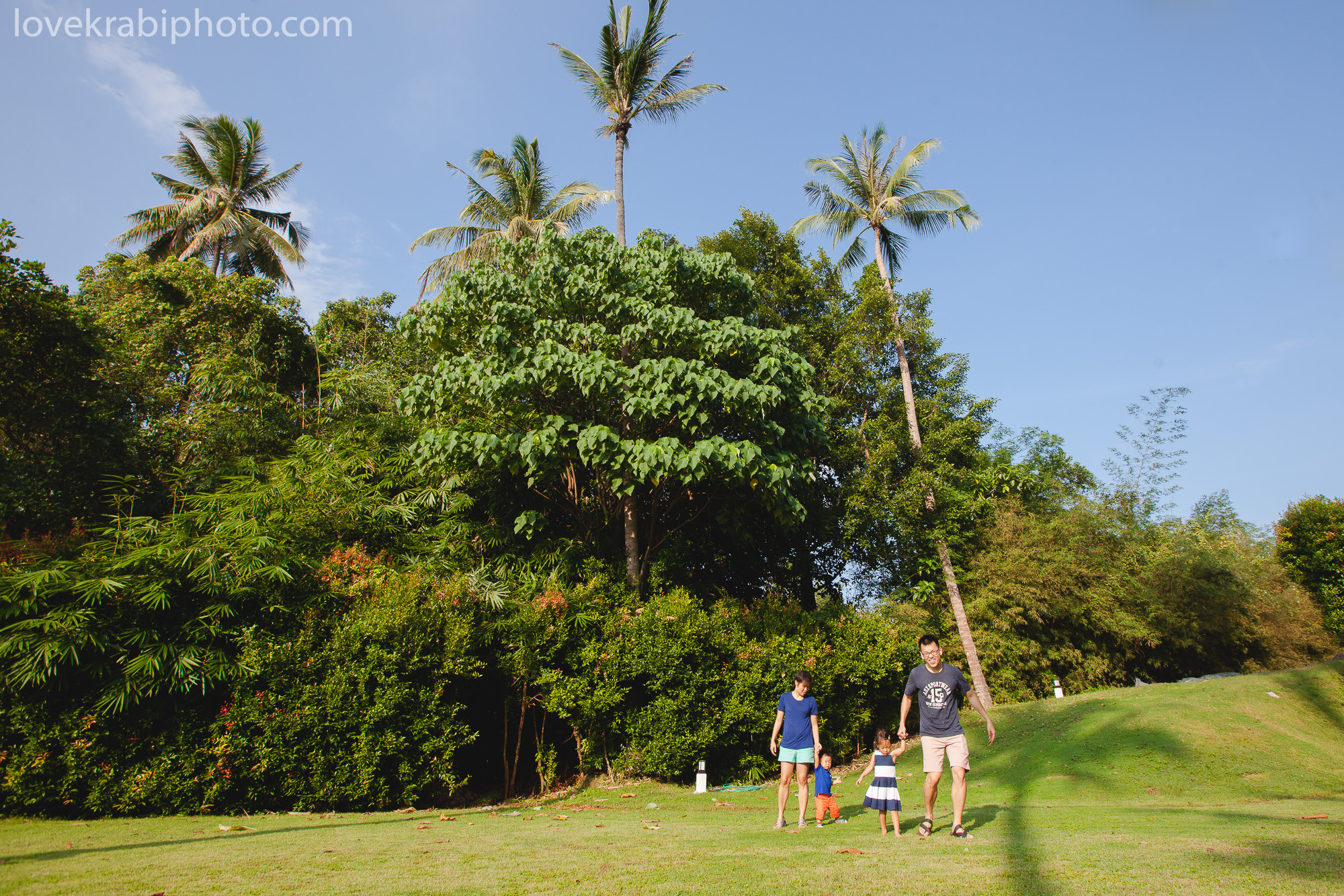 krabi photographer, thailand holiday, krabi villa, koh lanta photography, family photography ao nang, phi phi tour