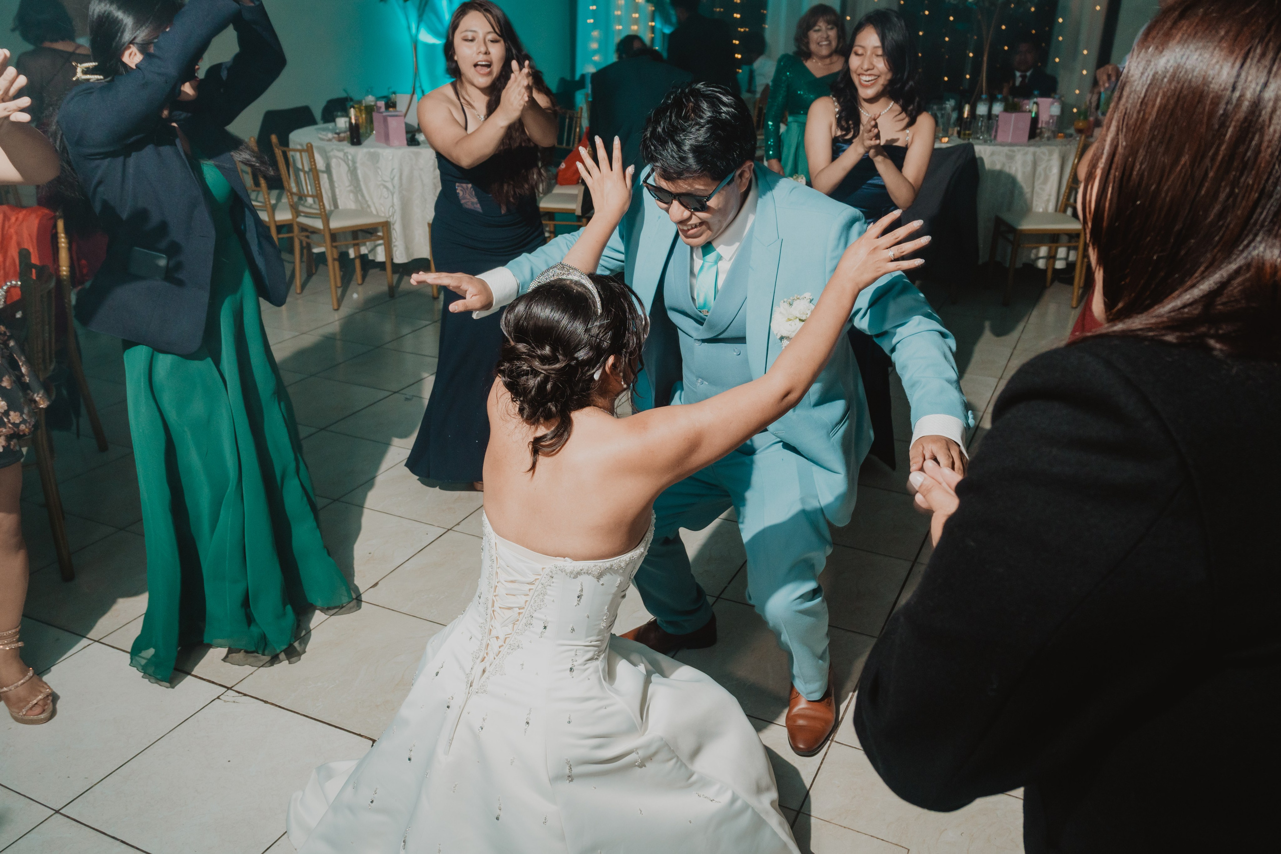 STEISY + EMMANUEL | BODA RELIGIOSA. Studio KVTA | Fotografía y Video de Bodas en Arequipa