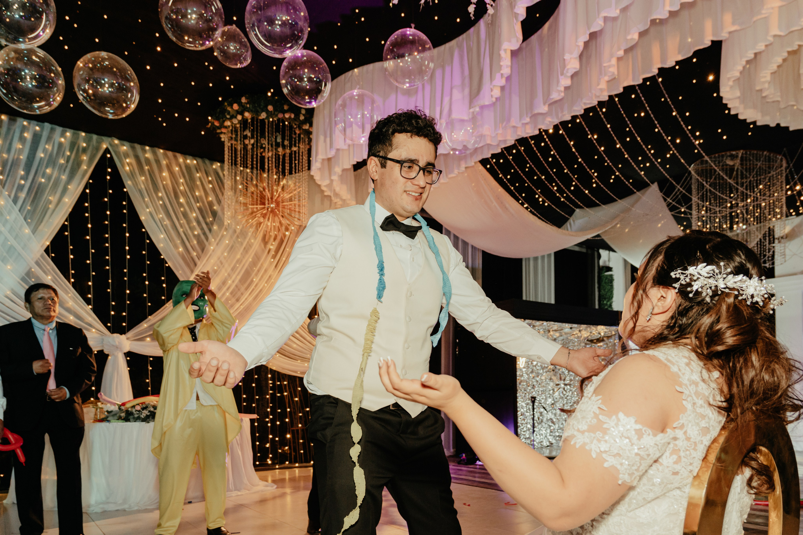 VANIA + LUIS BODA CIVIL. Studio KVTA | Fotografía y Video de Bodas en Arequipa