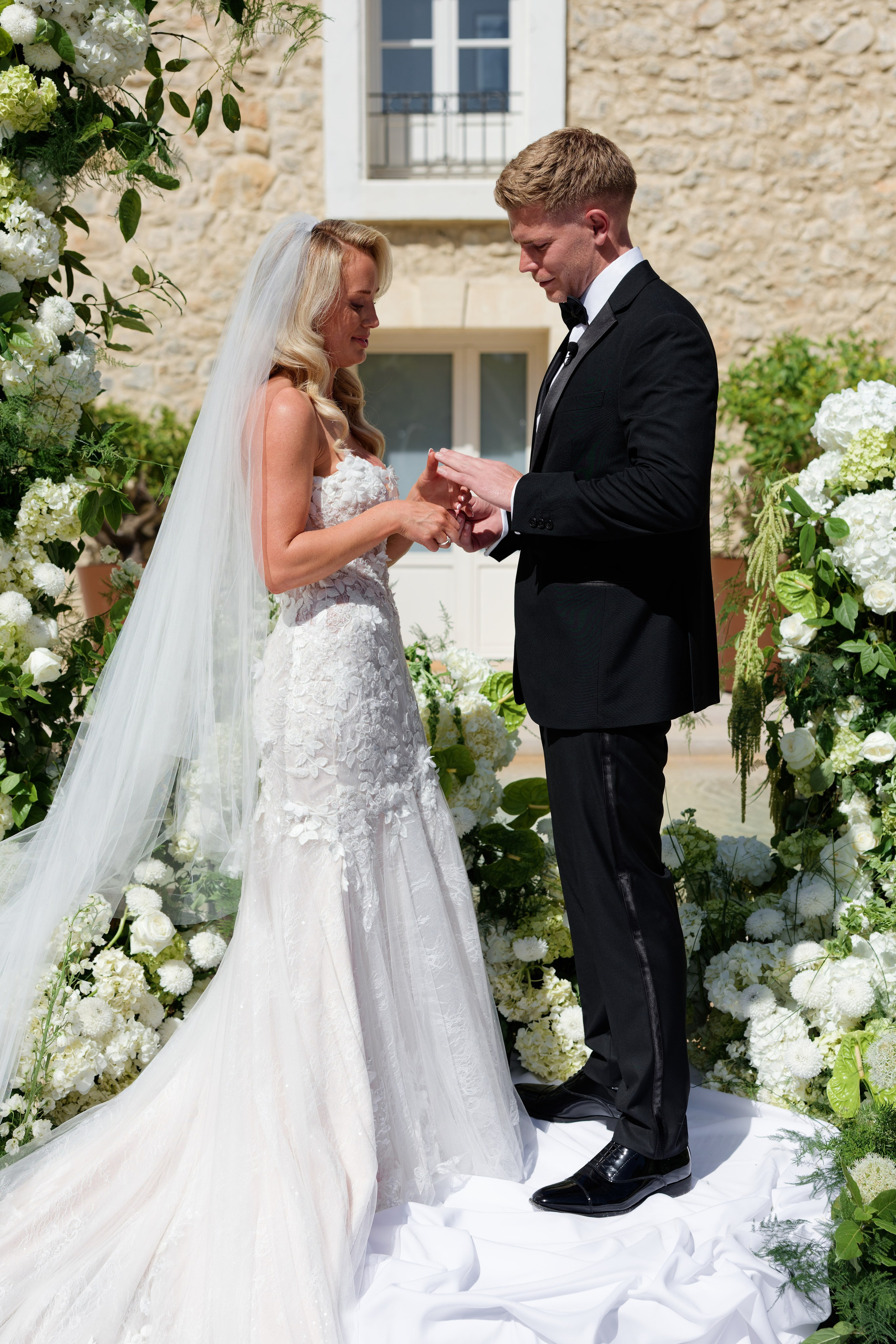 Wedding at Château L’Hospitalet in Narbonne, France. Destination Wedding Photographer — Nikita Burtsev