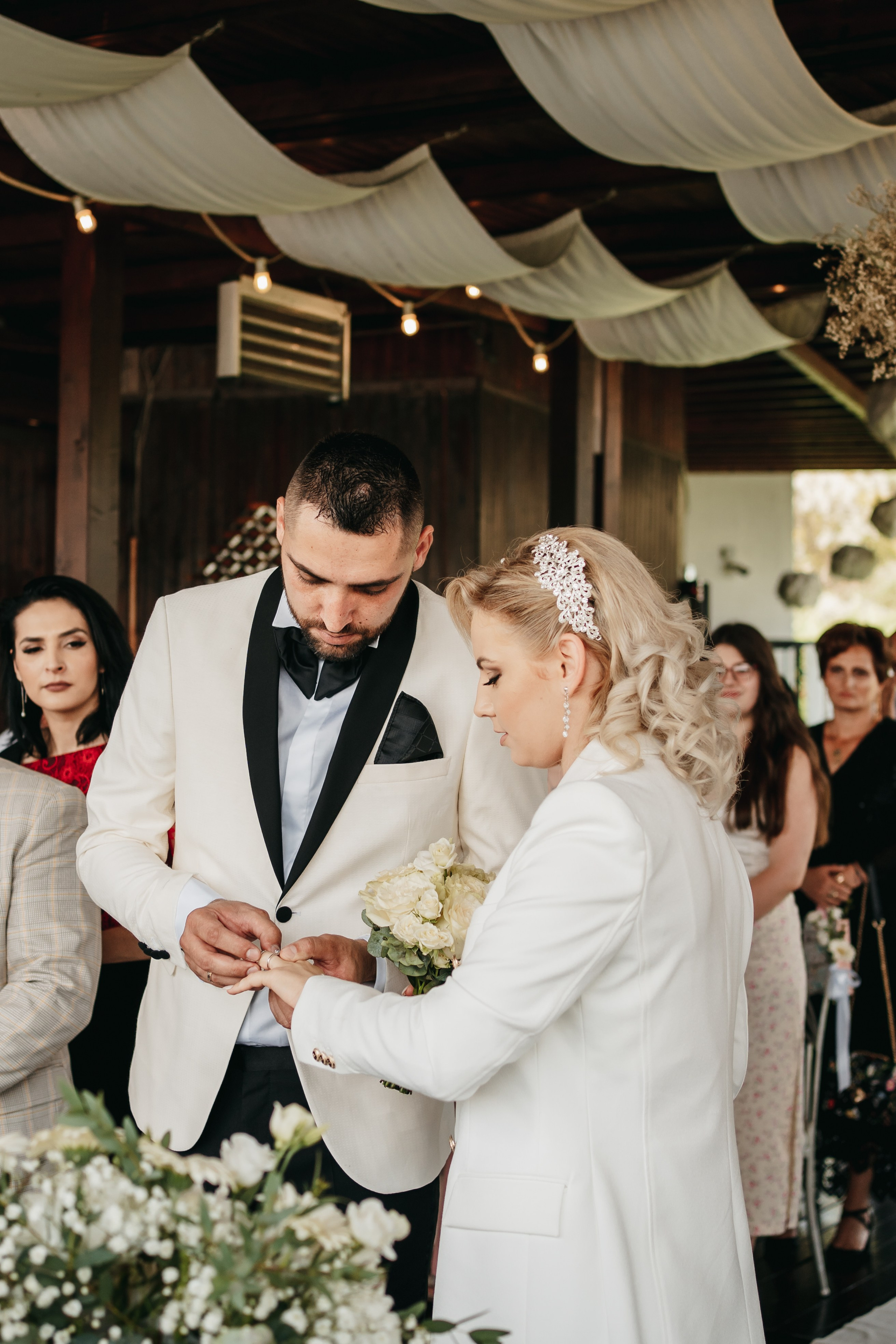 D & M. Fotograf Nunta Iasi - Hearts & Pictures