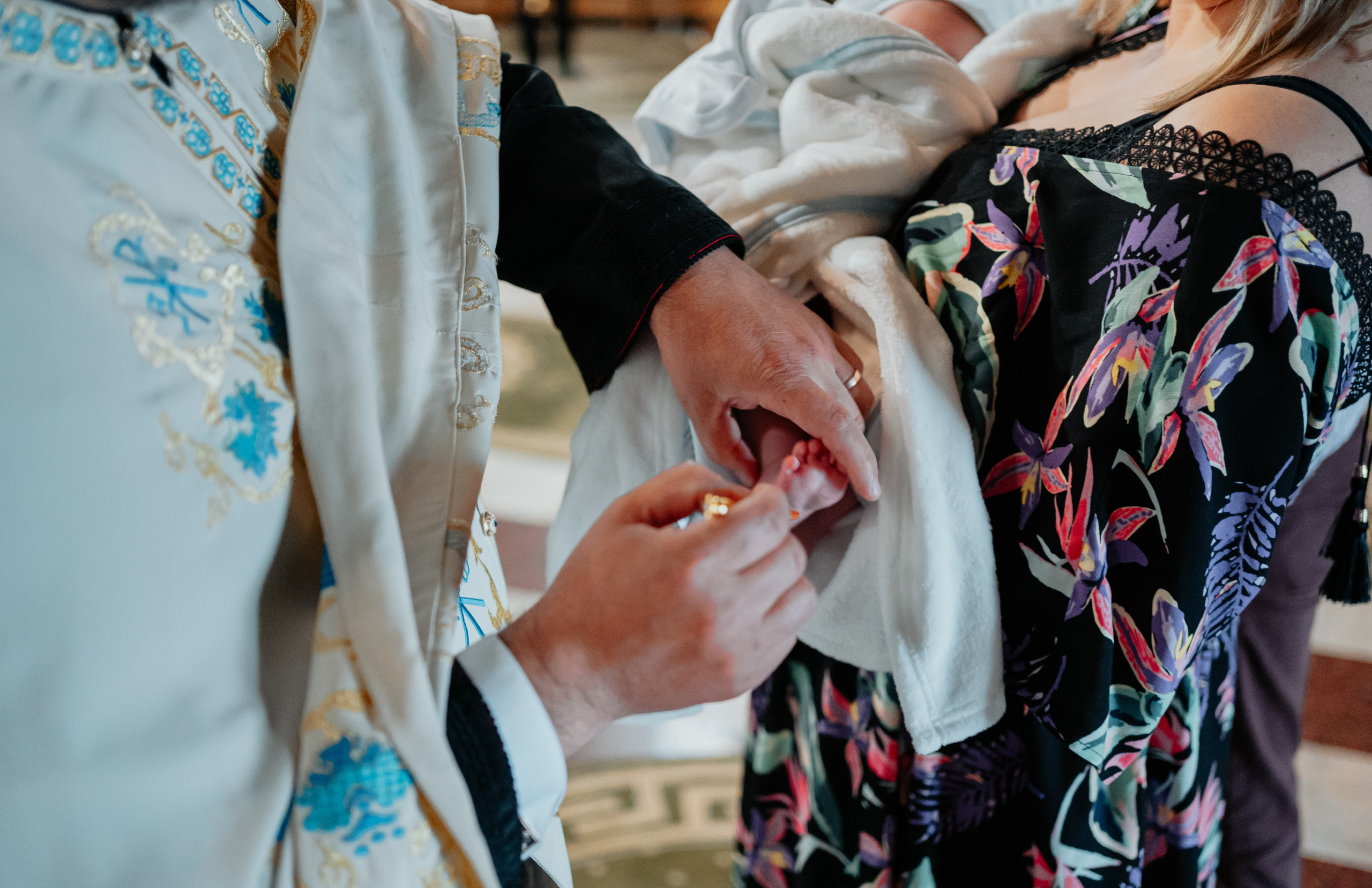 Teodor’s Baptism. Fotograf Nunta Iasi - Hearts & Pictures