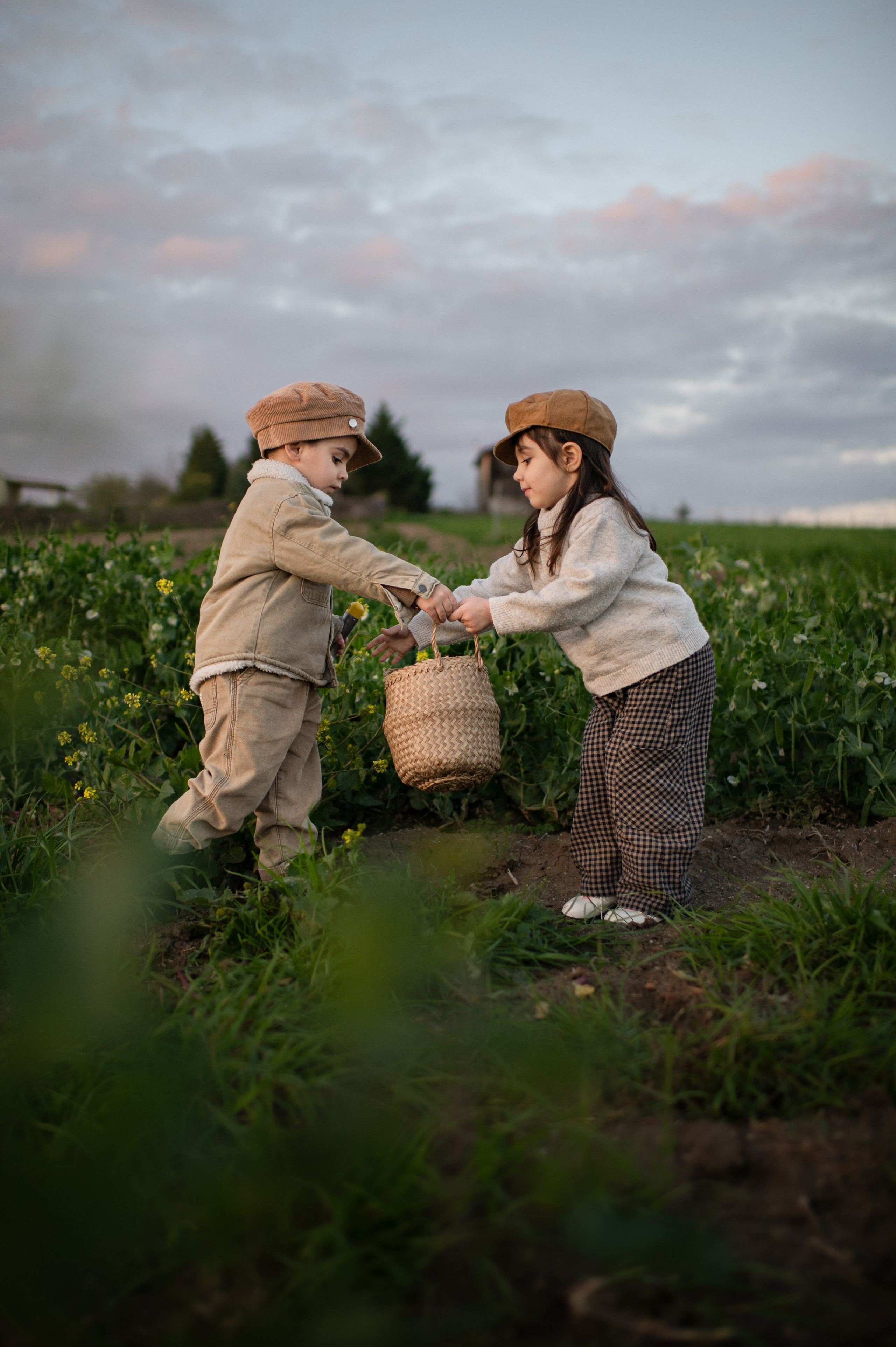 KIDS VINTAGE. Family, children, portrait, and event photography in Thessaloniki